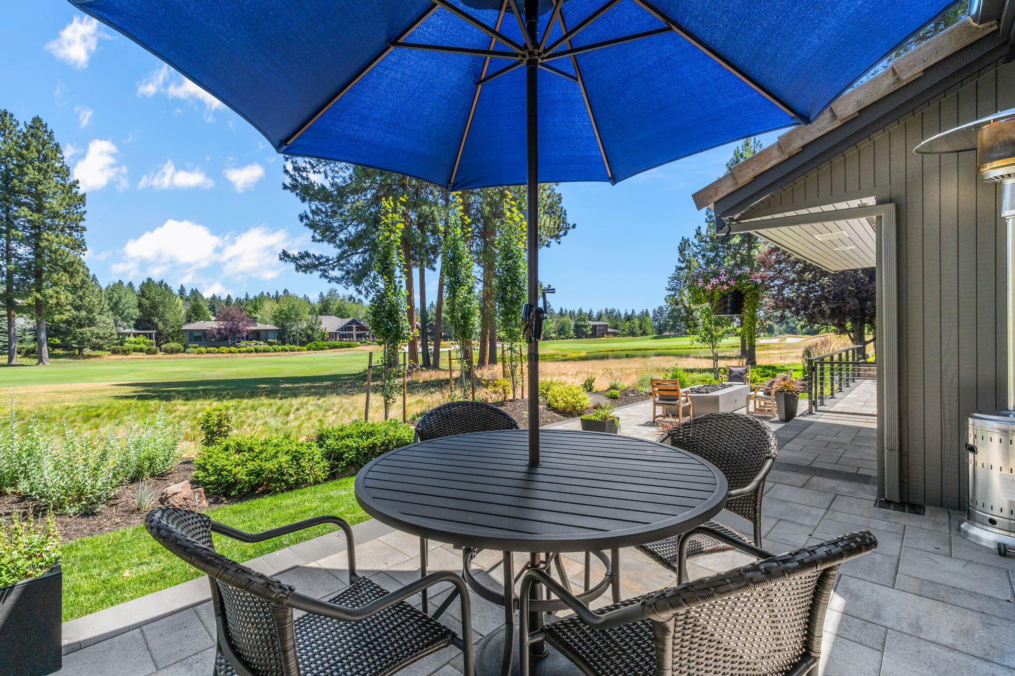 19558 Green Lakes Loop