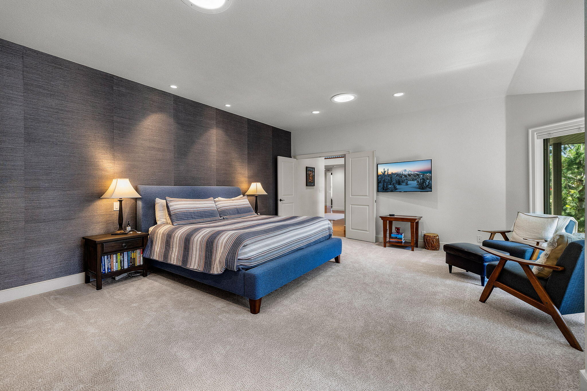 19558 Green Lakes Loop