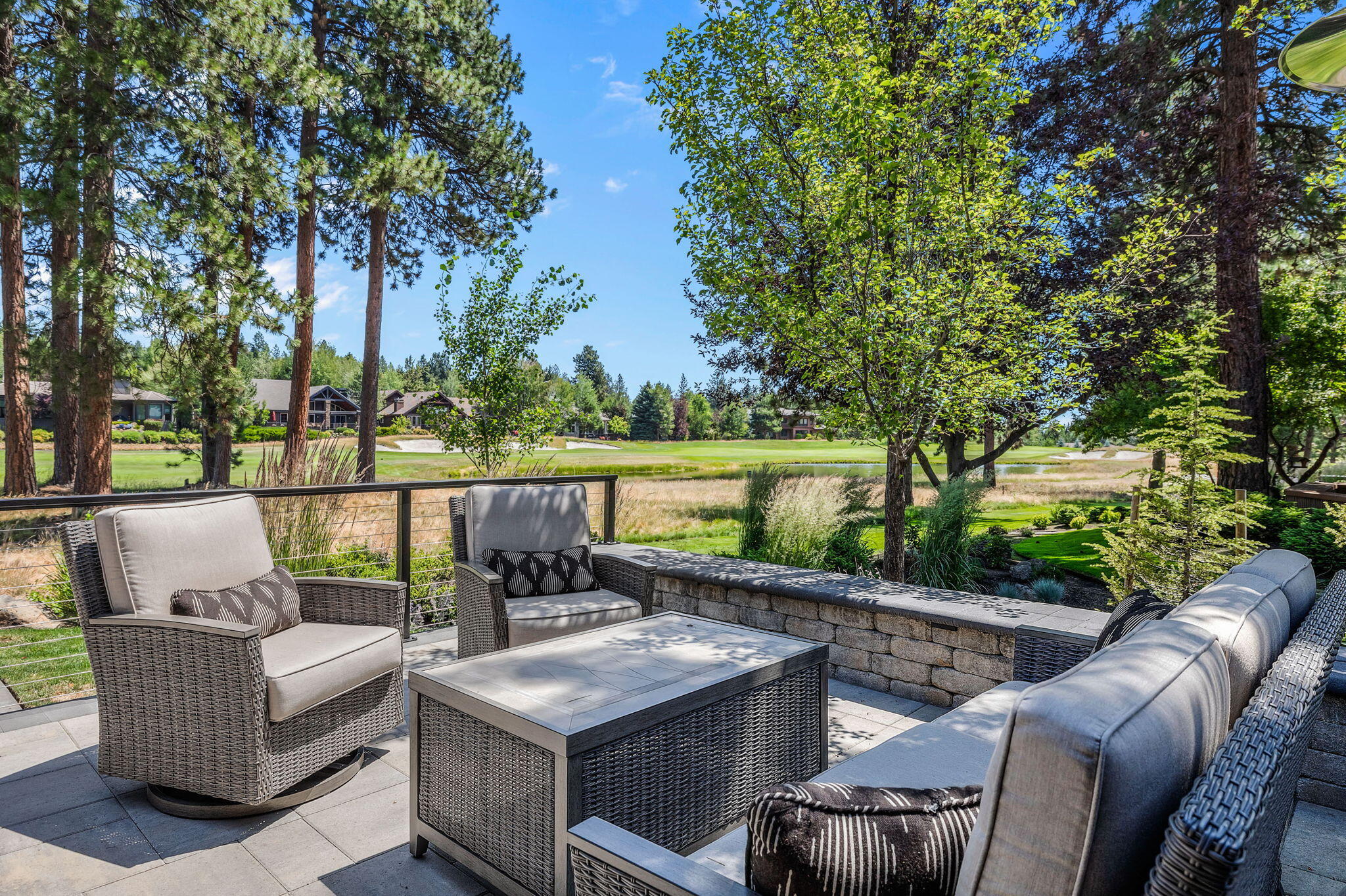 19558 Green Lakes Loop