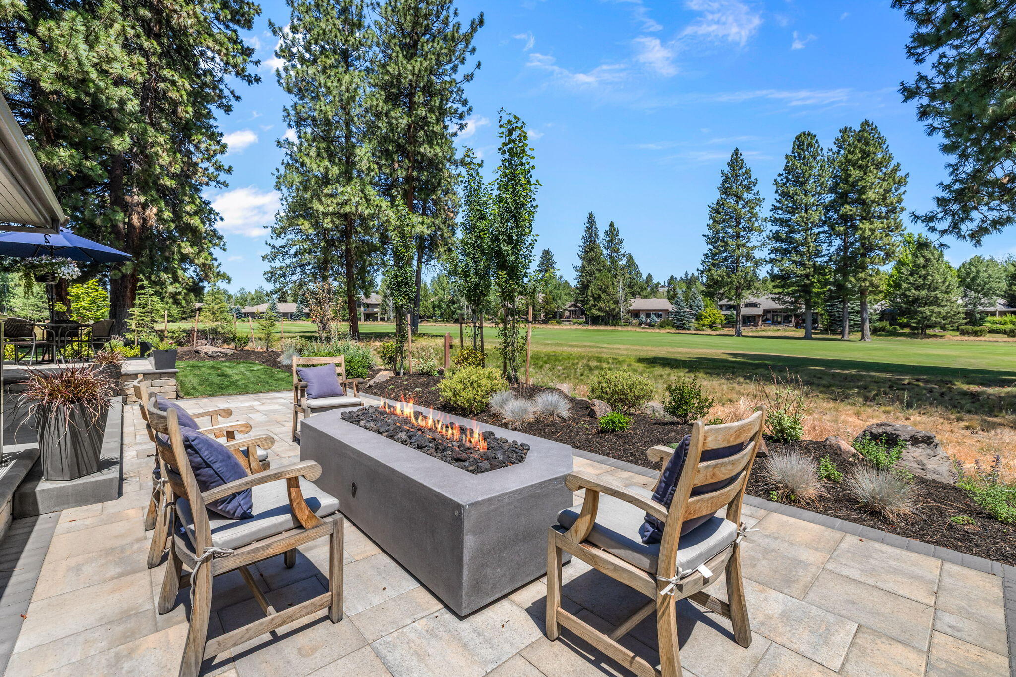 19558 Green Lakes Loop