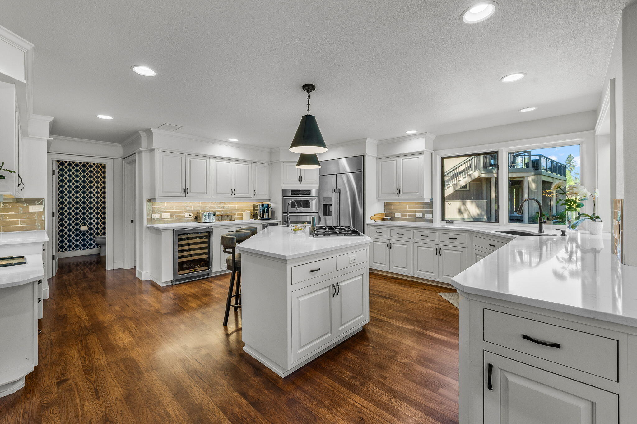 19558 Green Lakes Loop