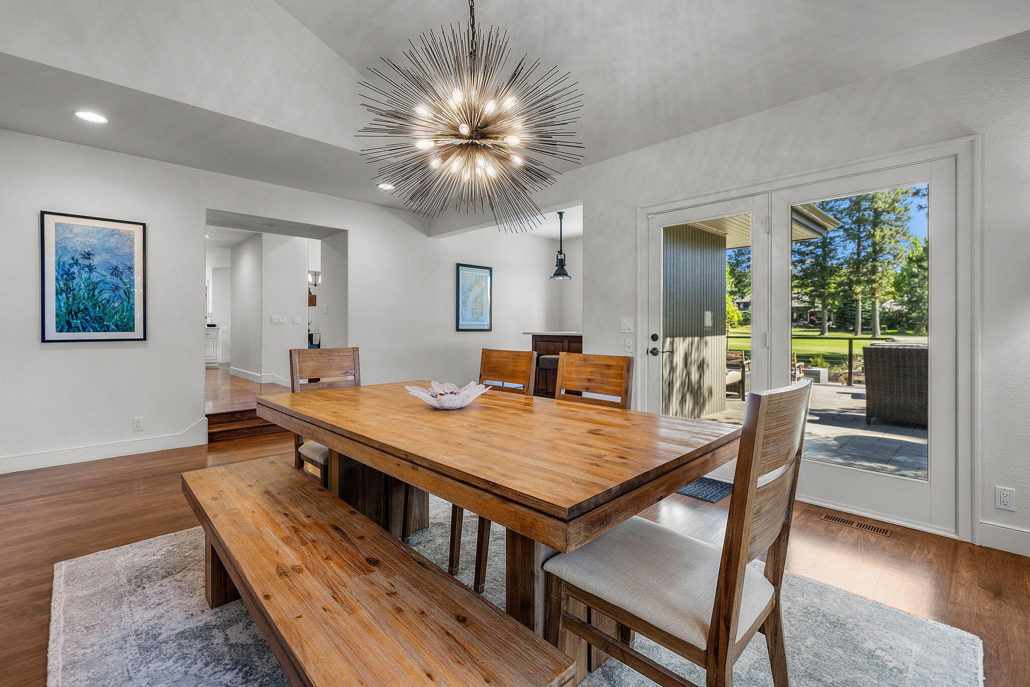 19558 Green Lakes Loop