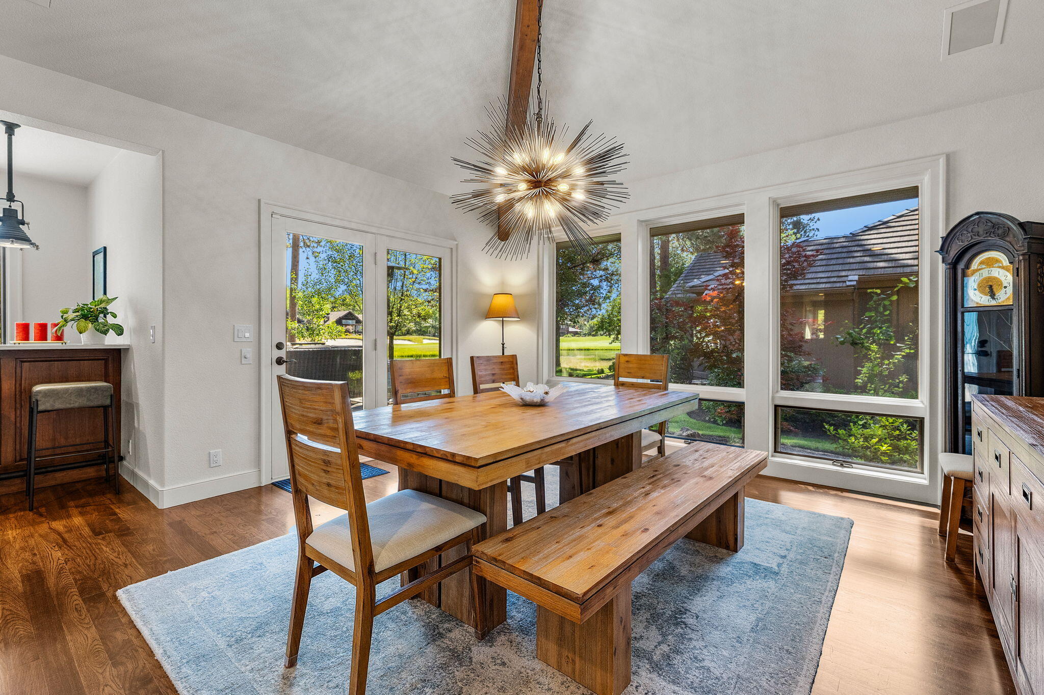 19558 Green Lakes Loop