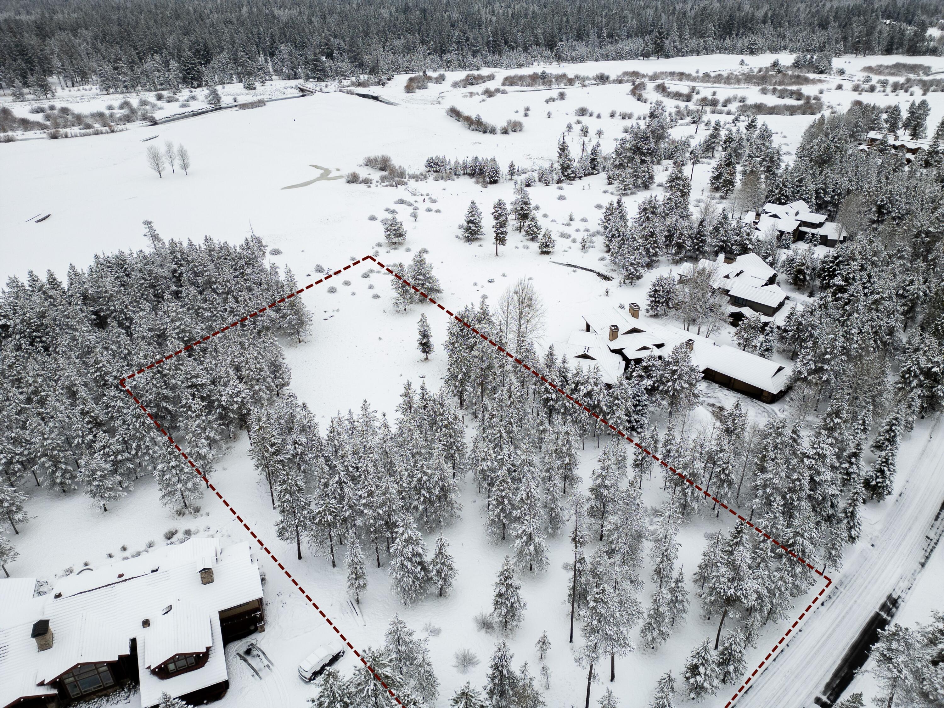 56340 Twin Rivers Drive