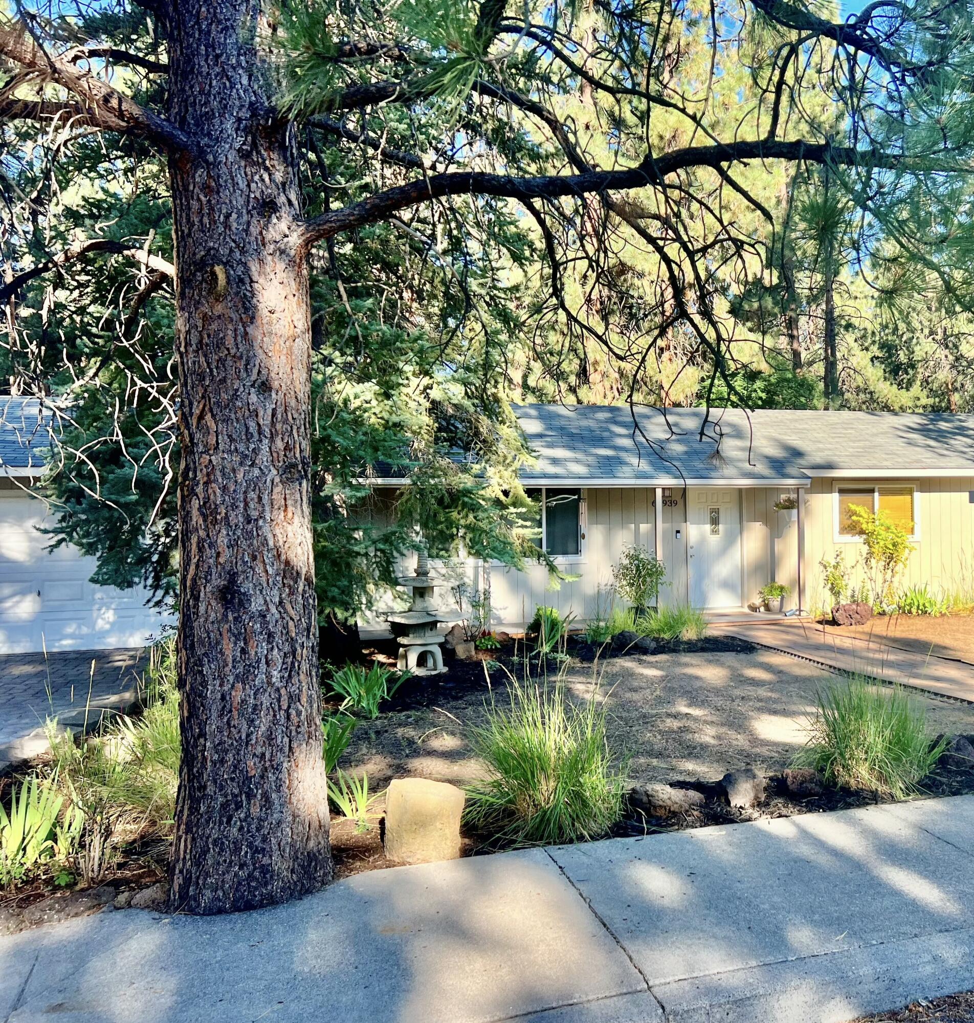 60939 Amethyst Street, Bend