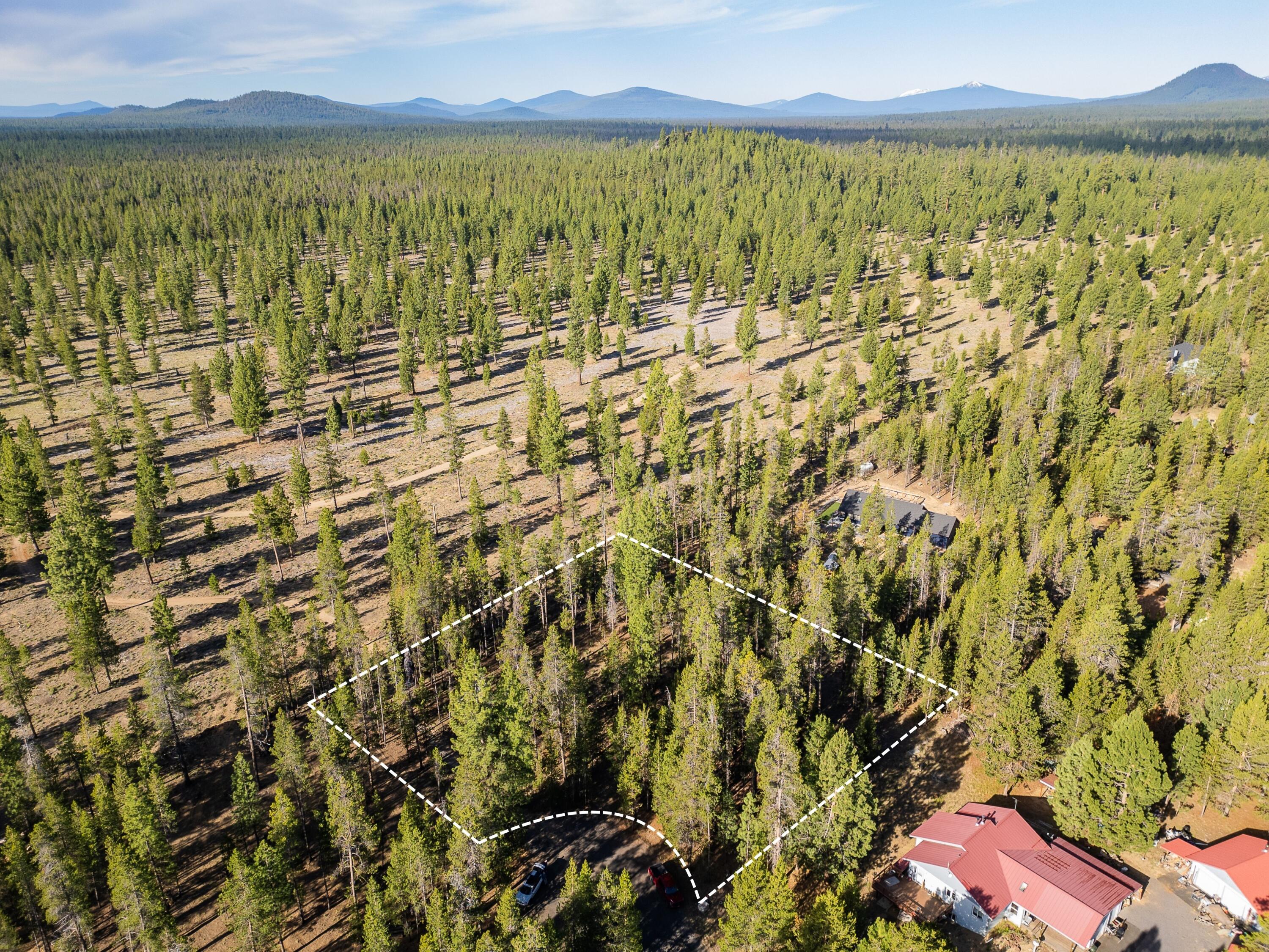 54809 Mountain View Court