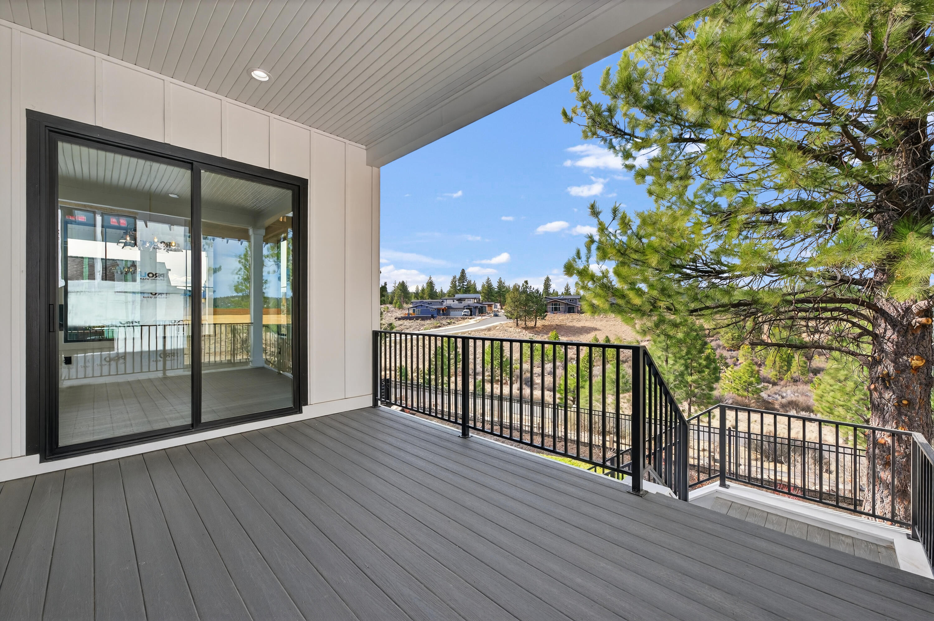 3444 NW Sullivan Avenue