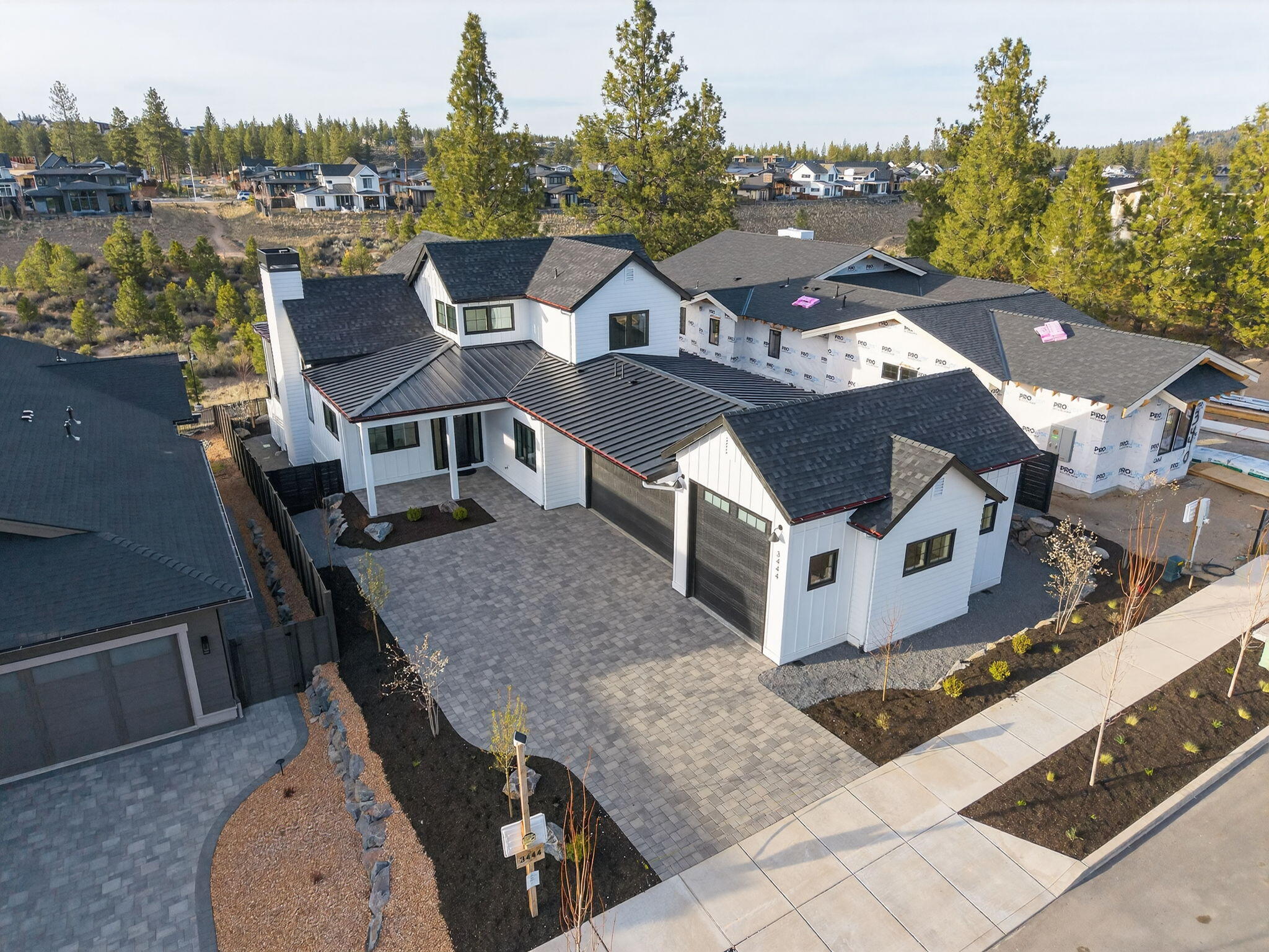 3444 NW Sullivan Avenue