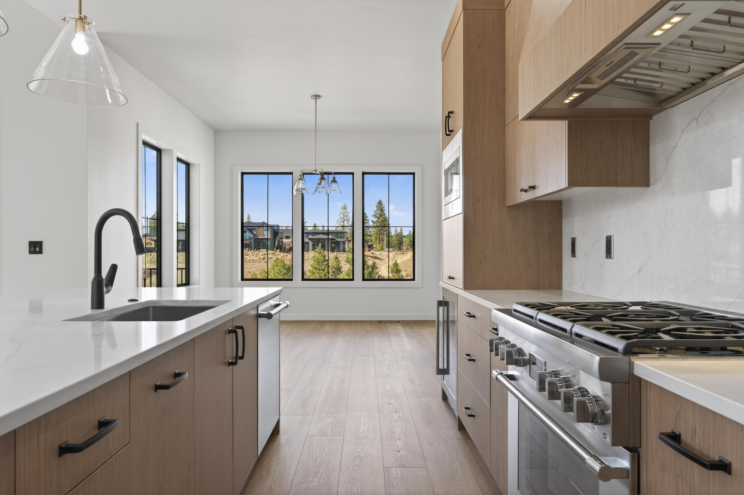 3444 NW Sullivan Avenue