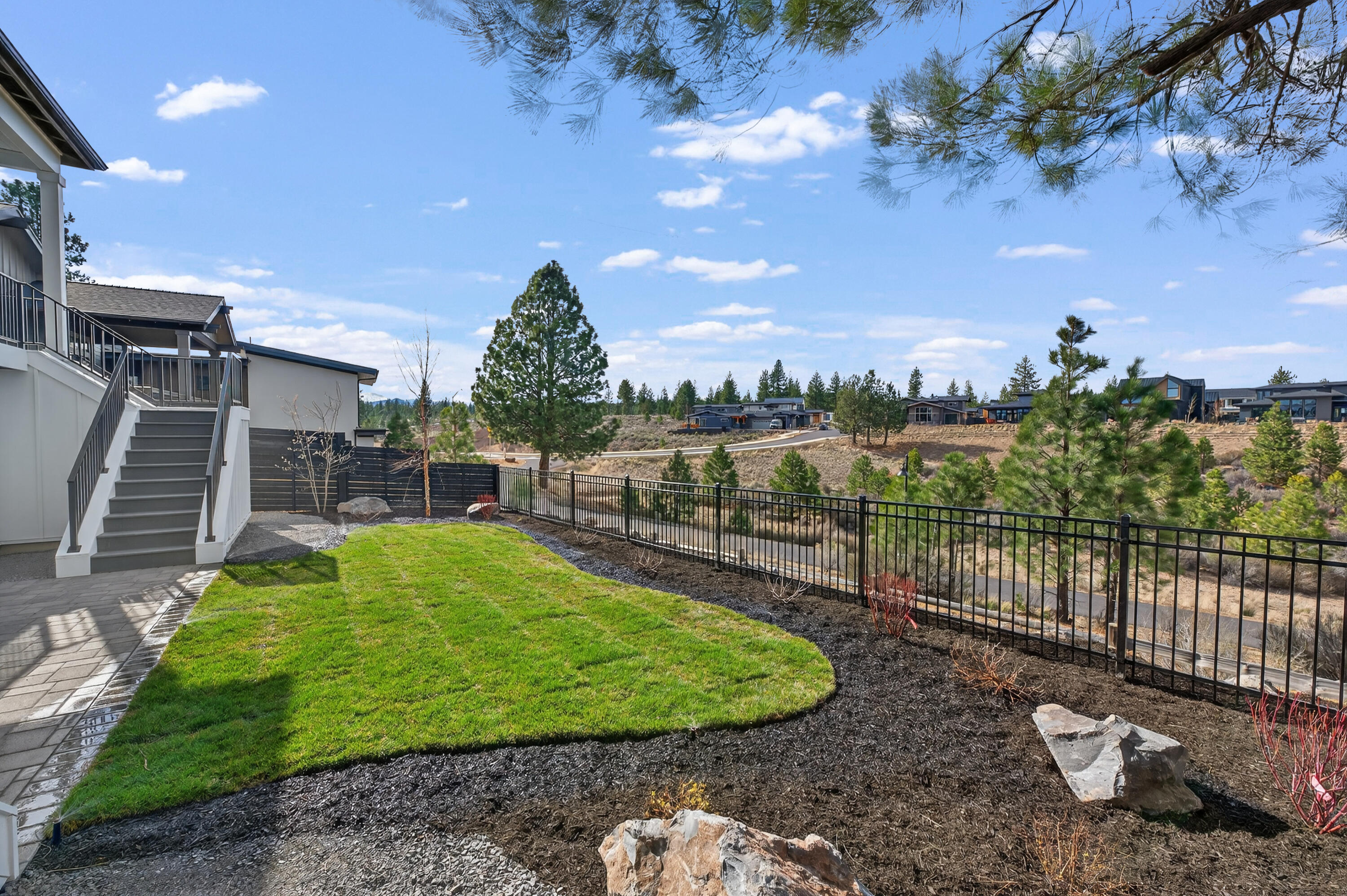 3444 NW Sullivan Avenue