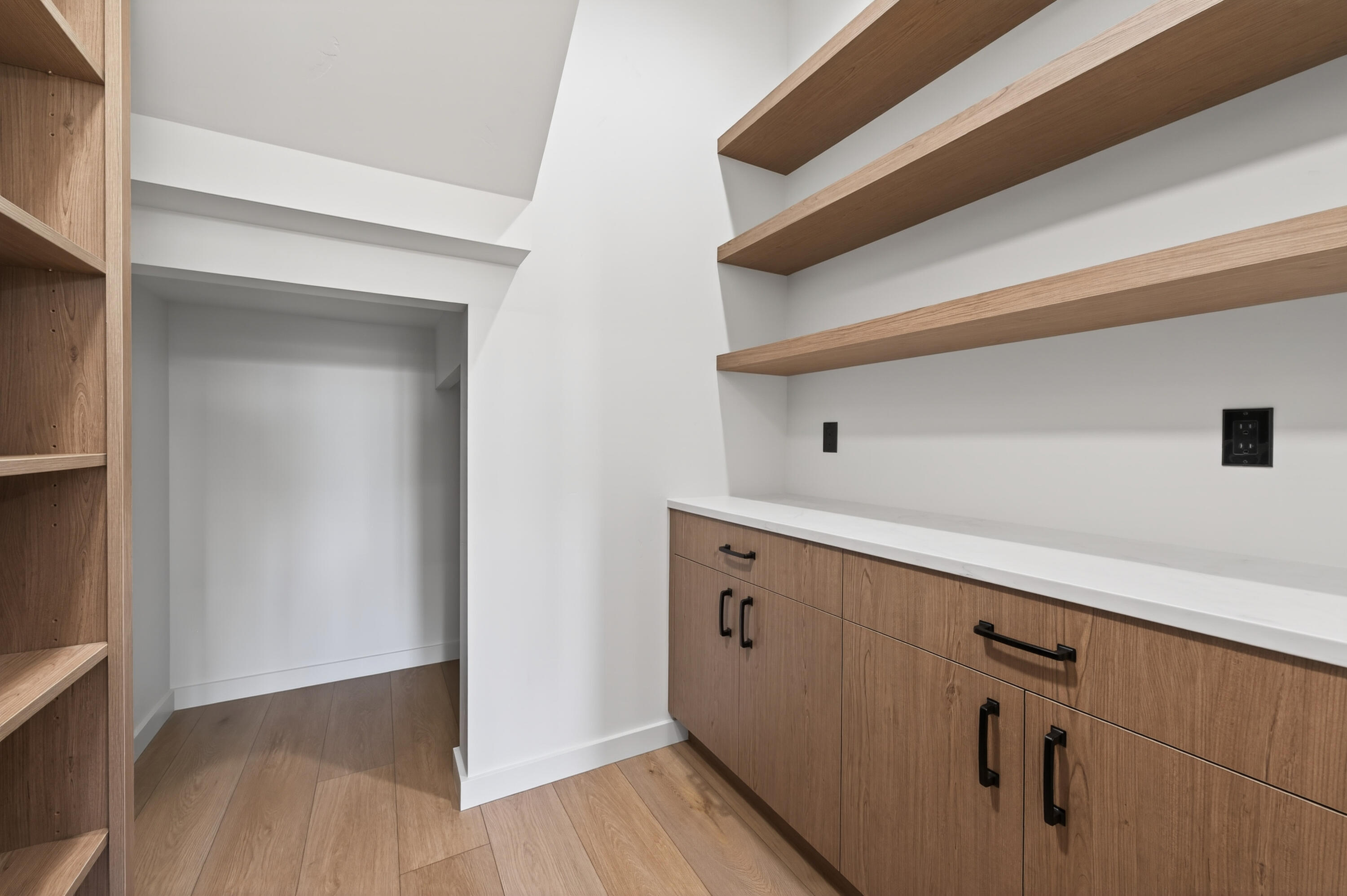 3444 NW Sullivan Avenue