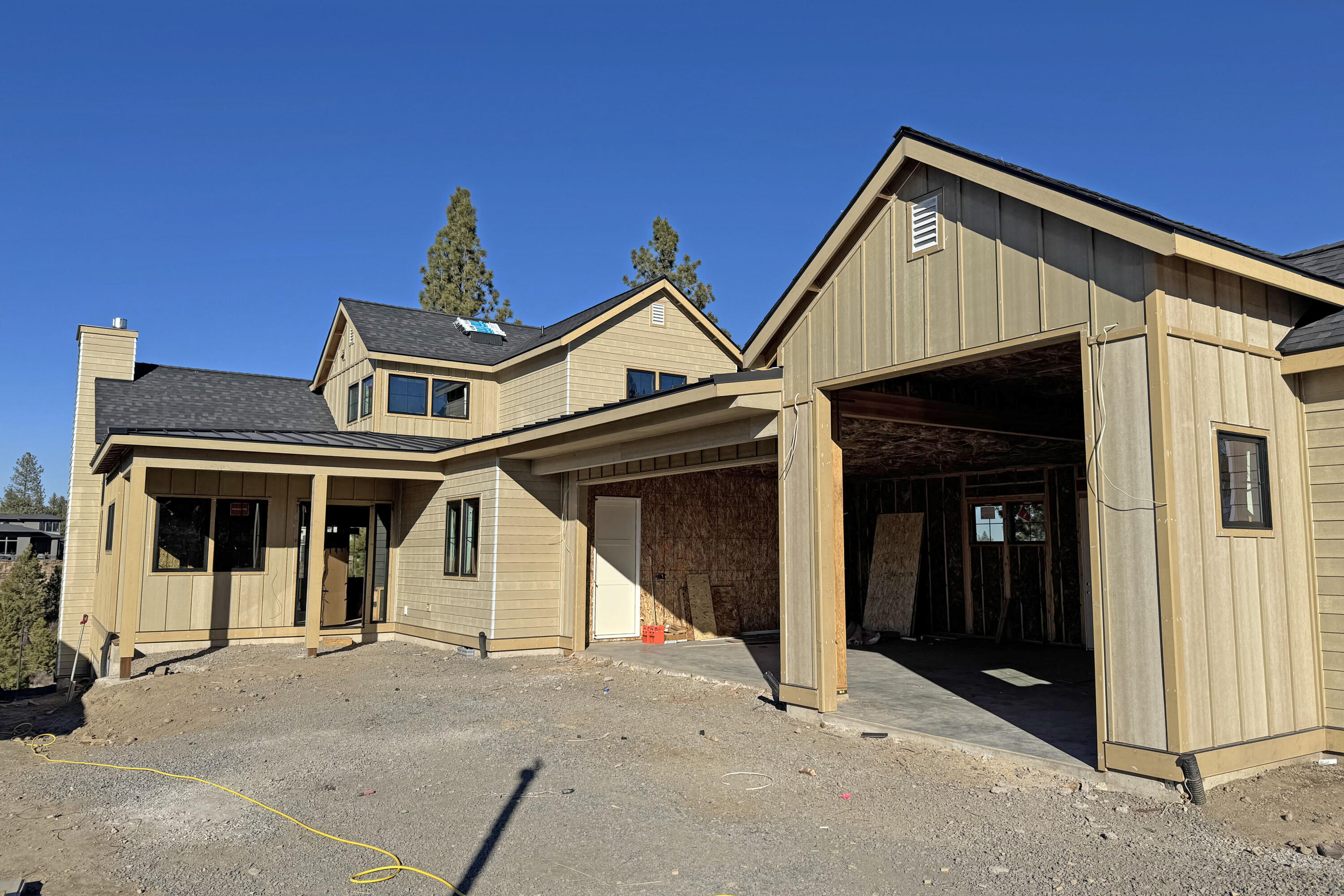 3444 NW Sullivan Avenue