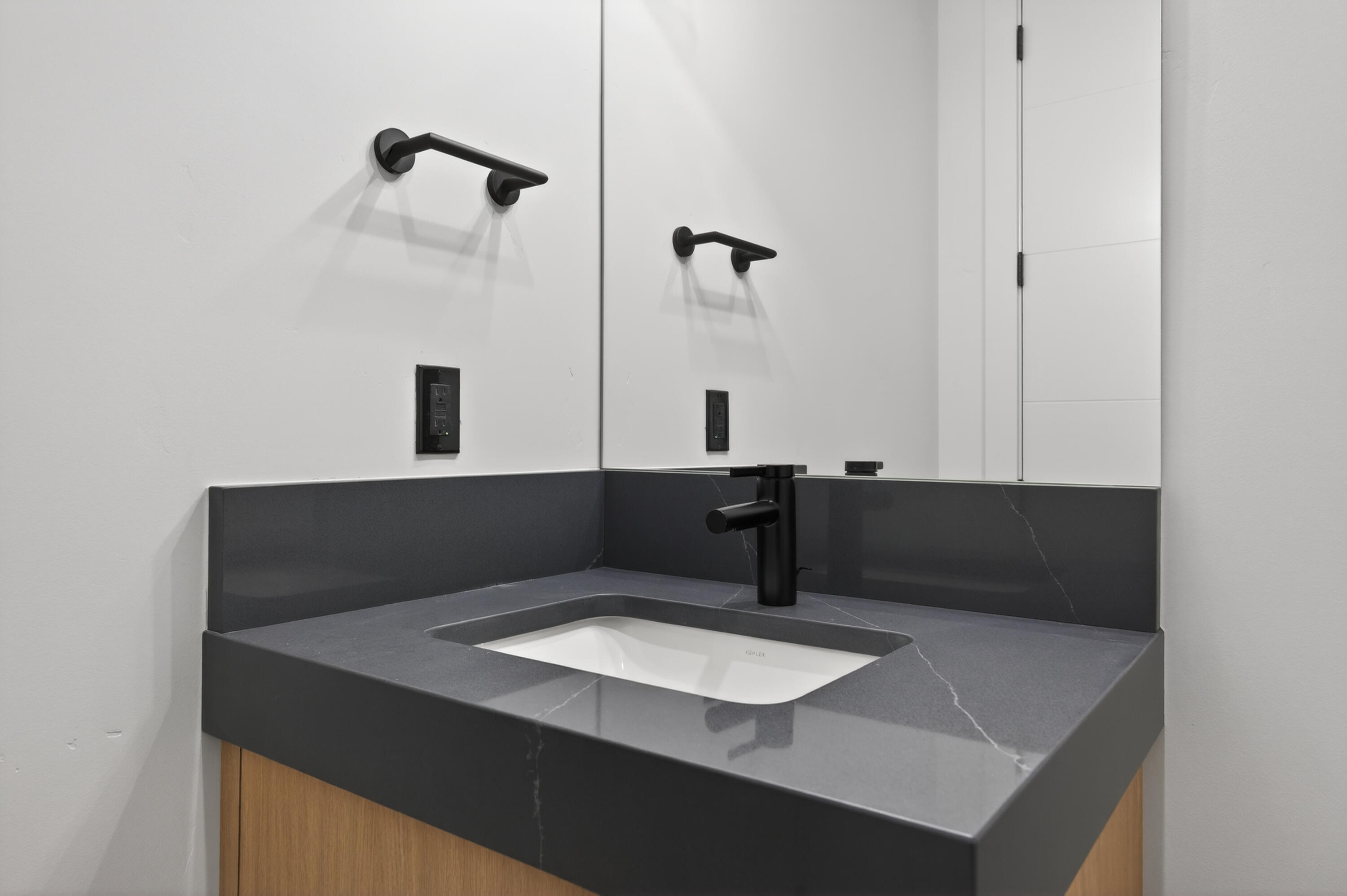 3444 NW Sullivan Avenue