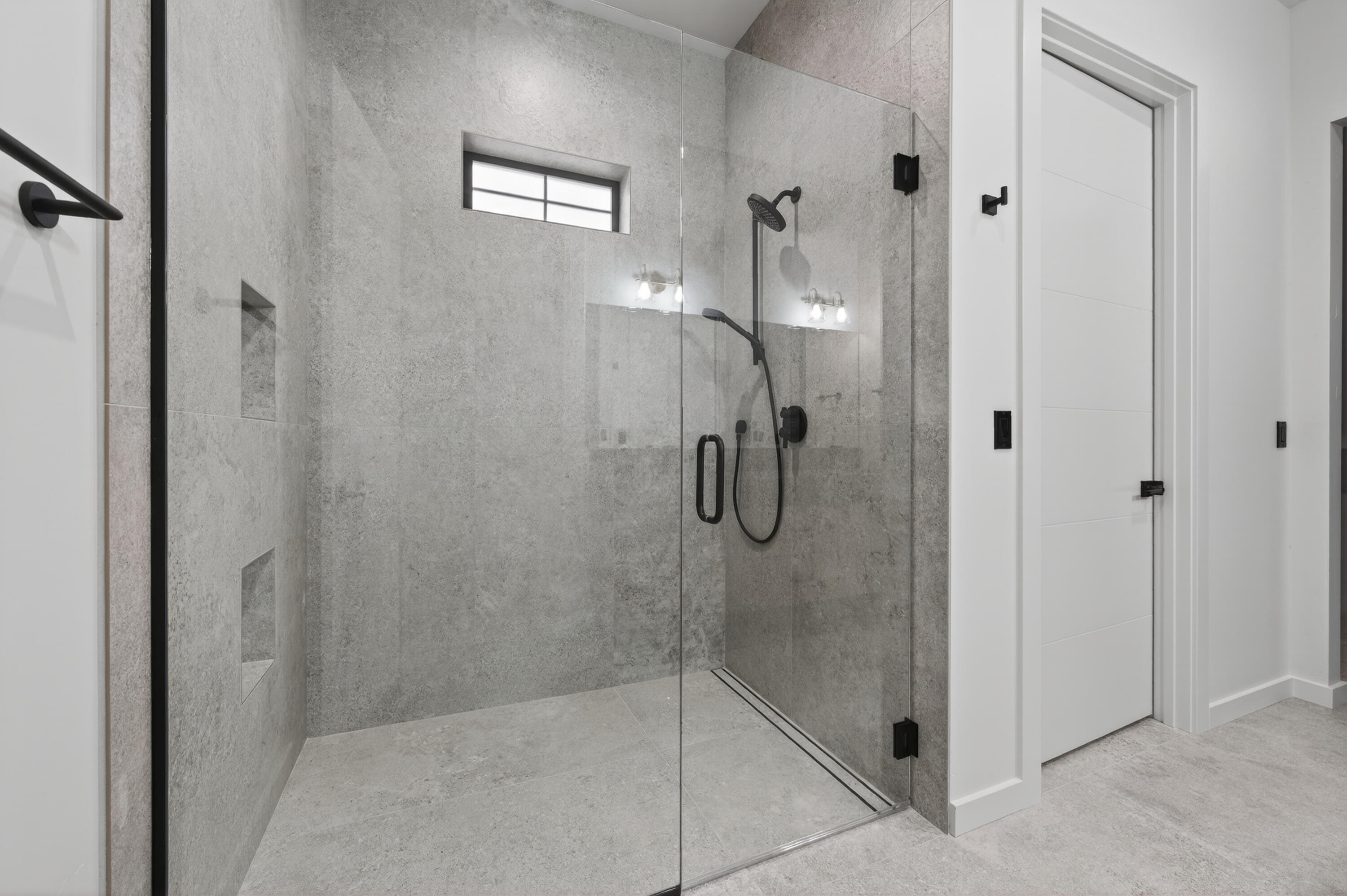 3444 NW Sullivan Avenue