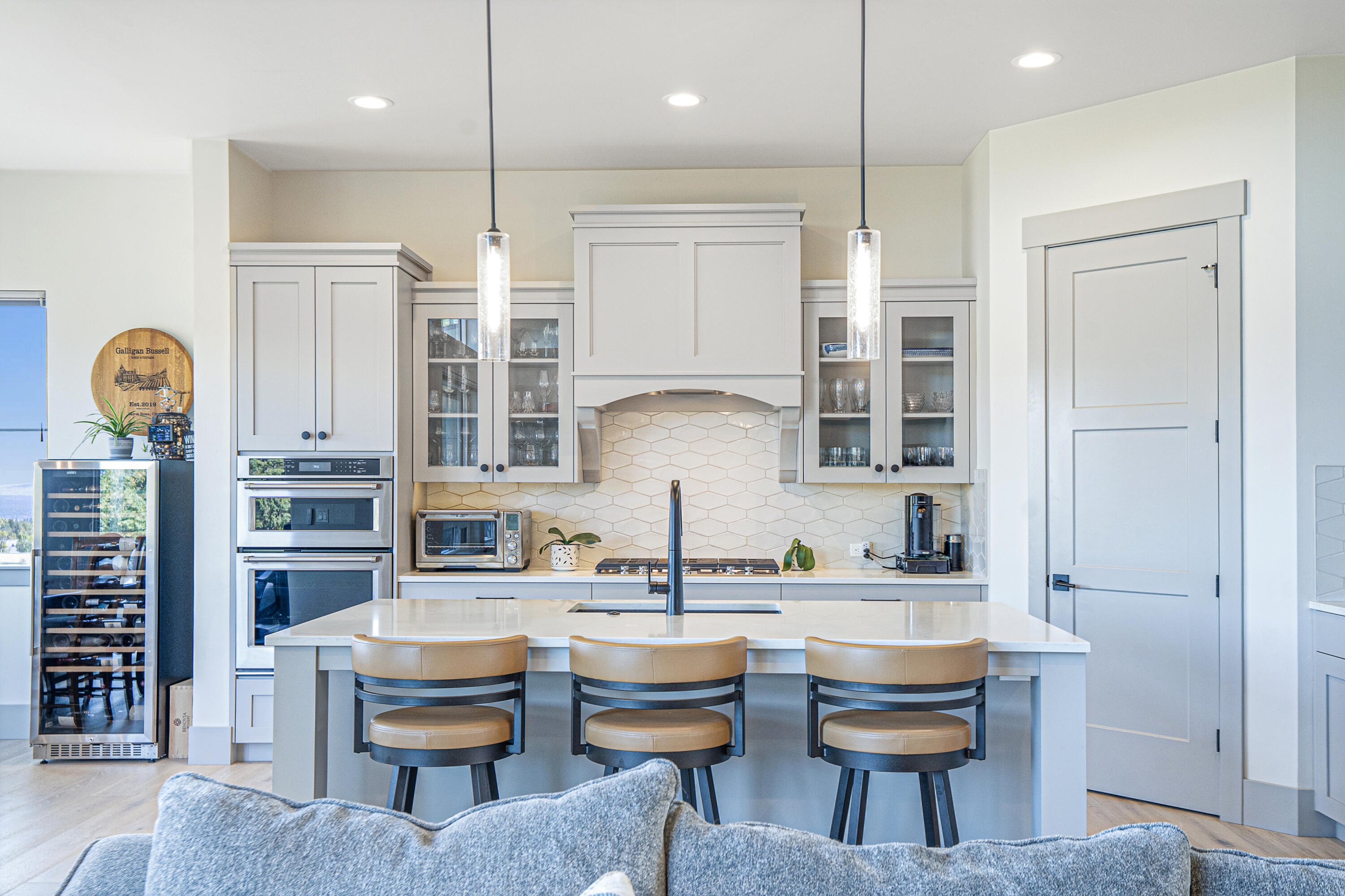 597 Highland Meadow Loop