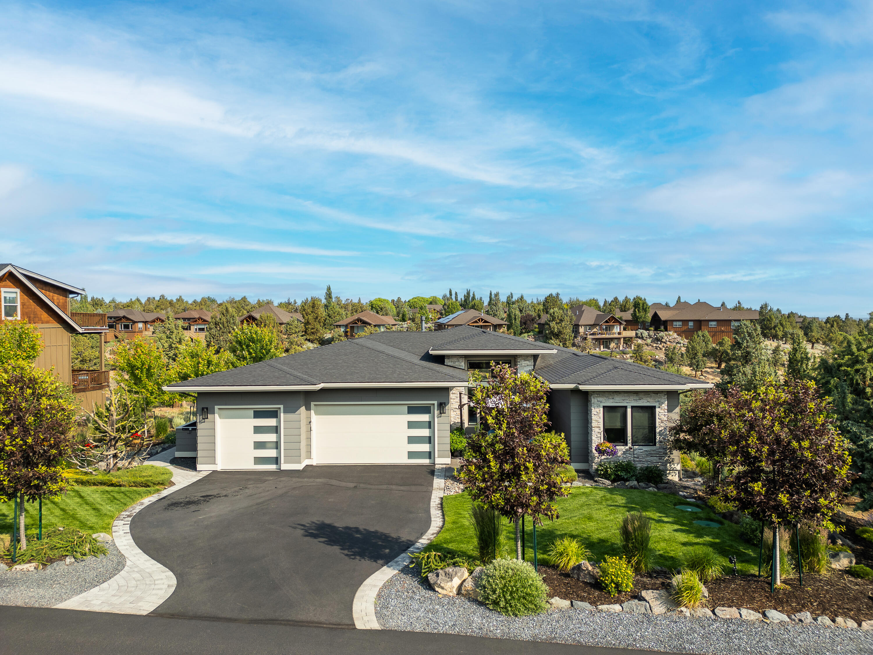 597 Highland Meadow Loop