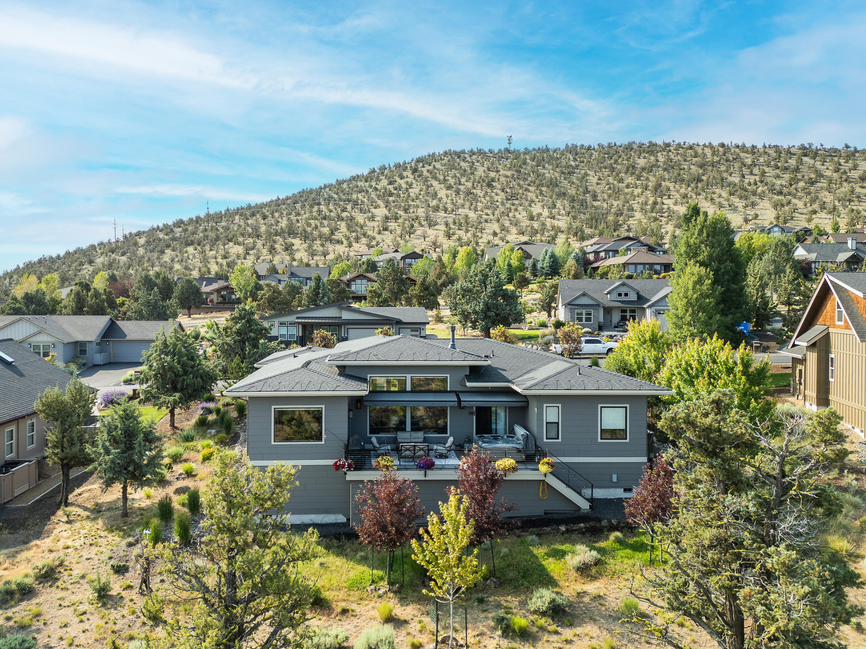 597 Highland Meadow Loop