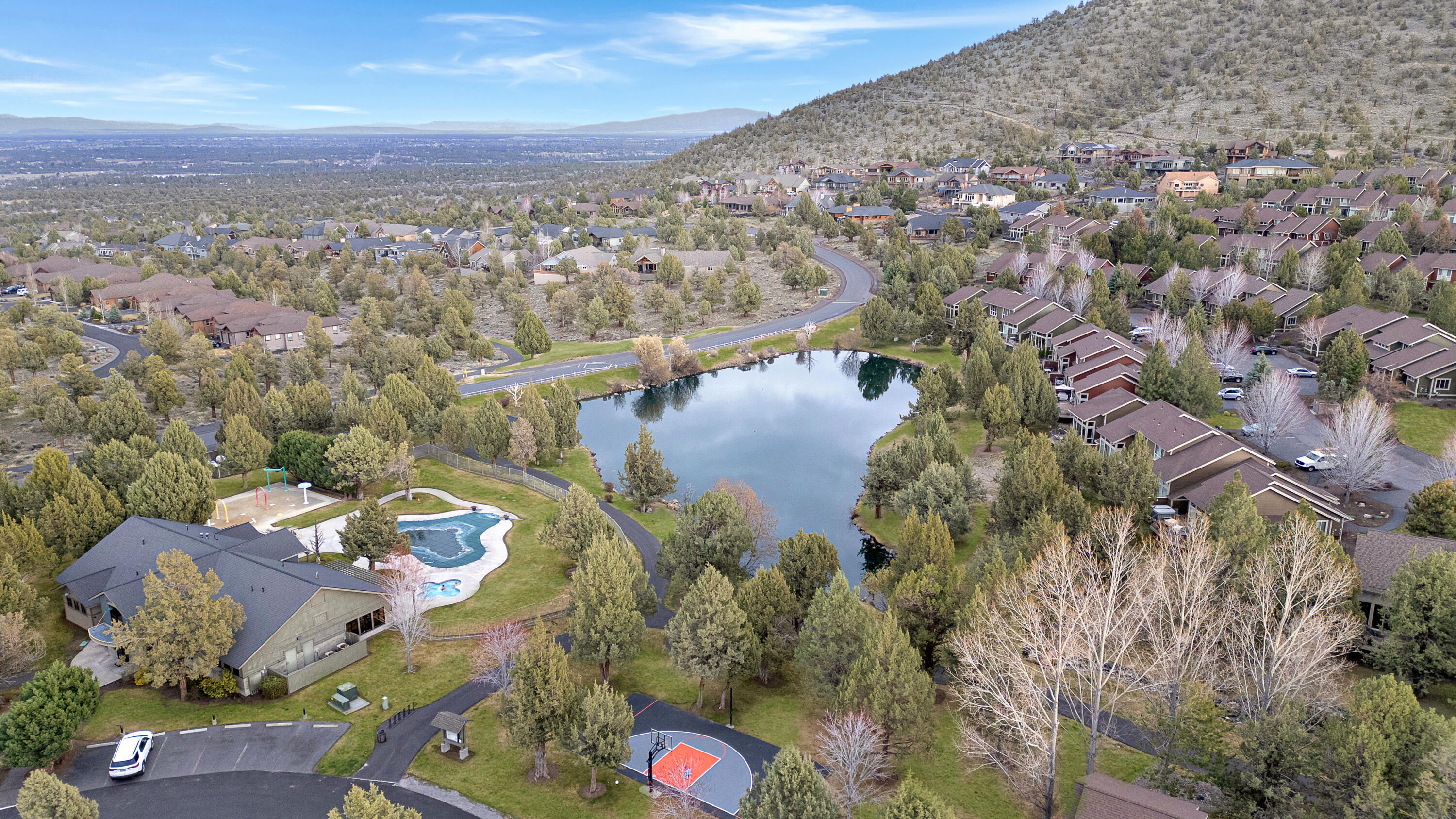 597 Highland Meadow Loop