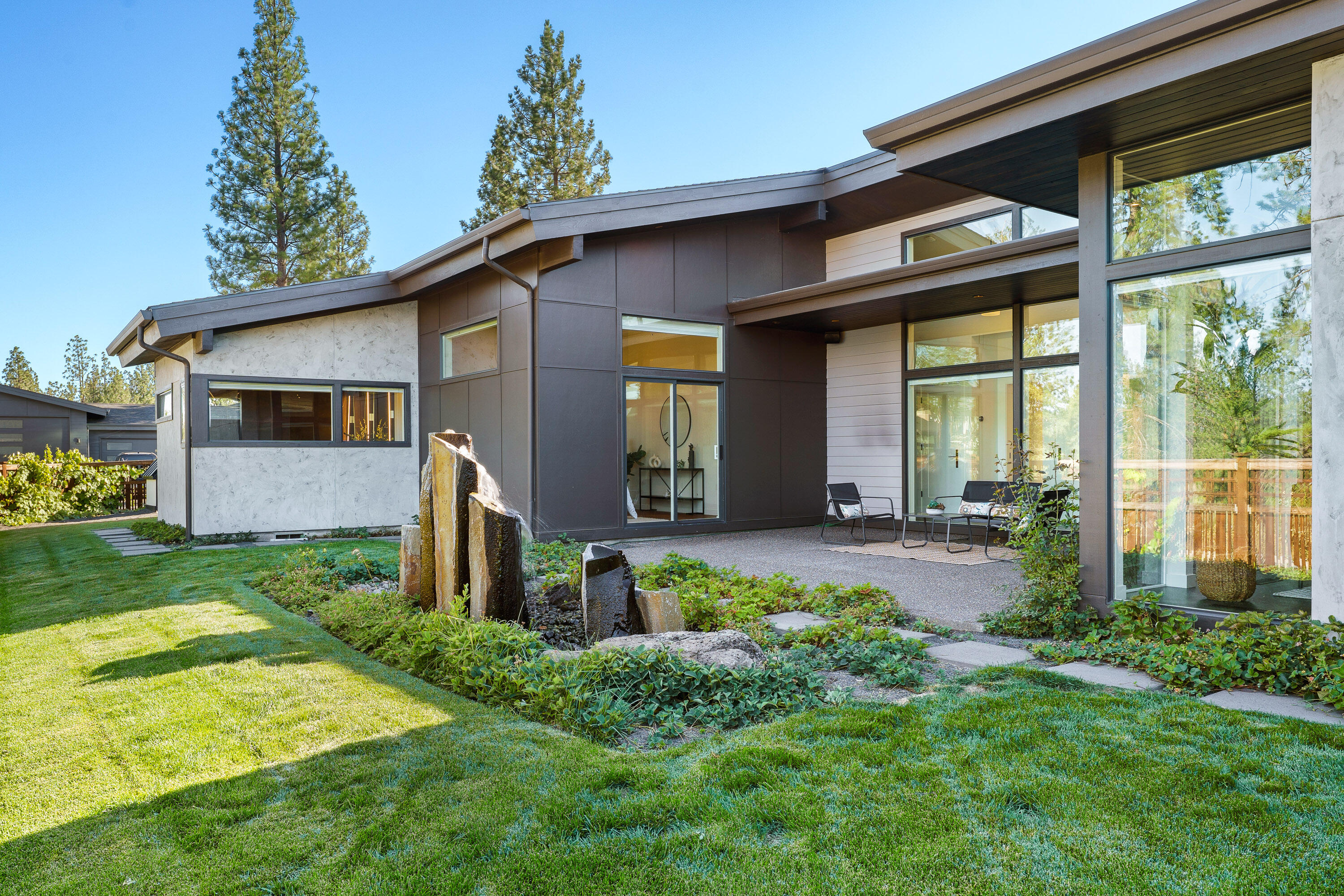 3101 NW Blodgett Way