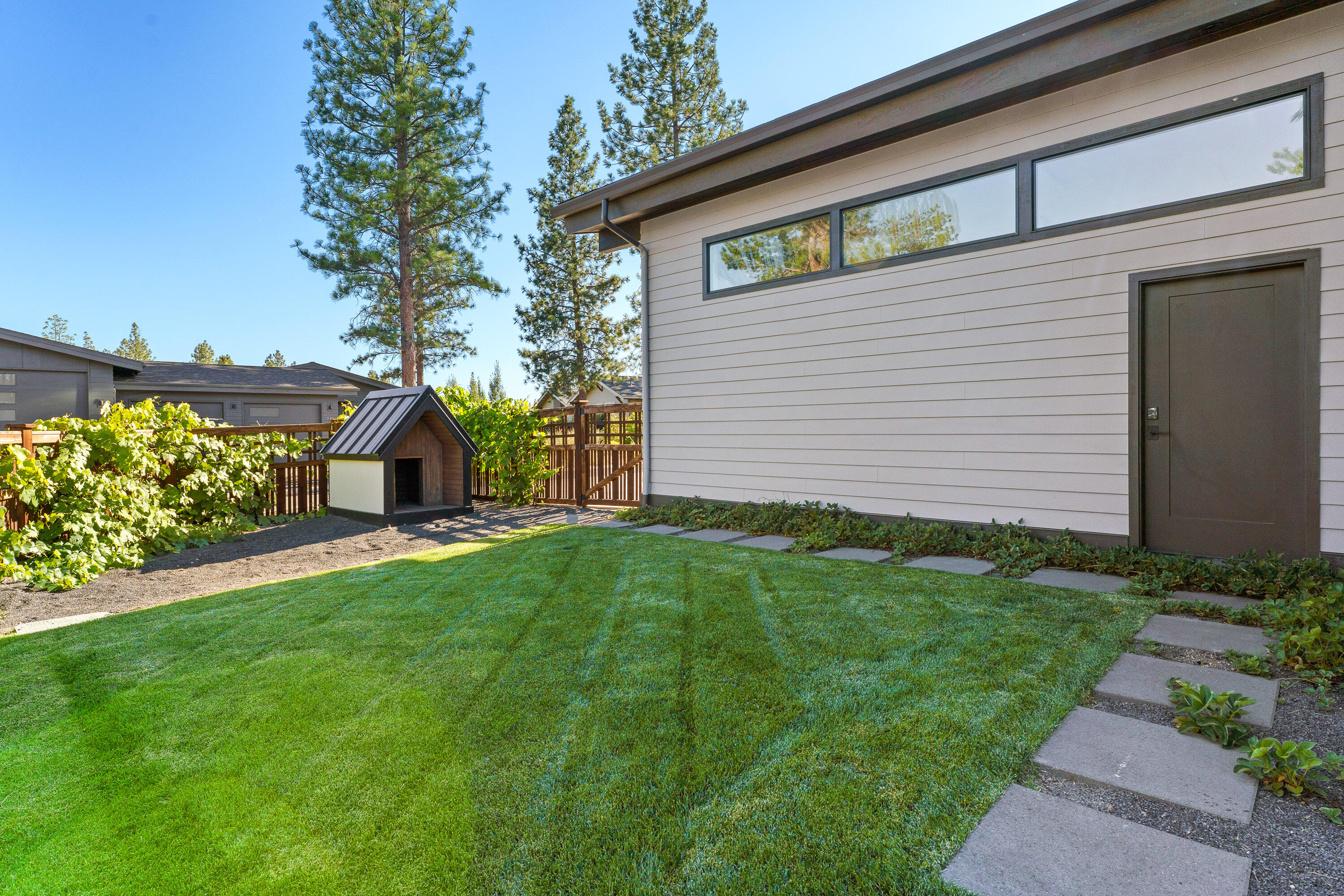 3101 NW Blodgett Way