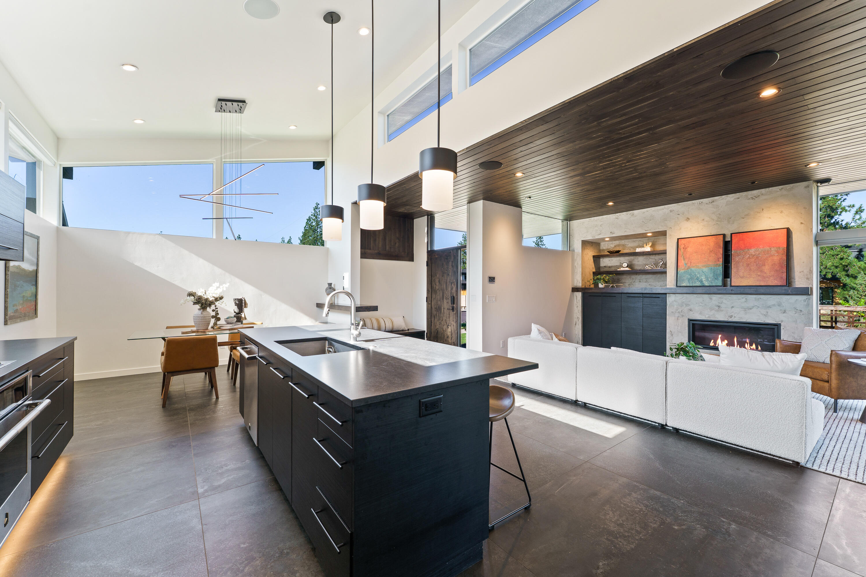 3101 NW Blodgett Way