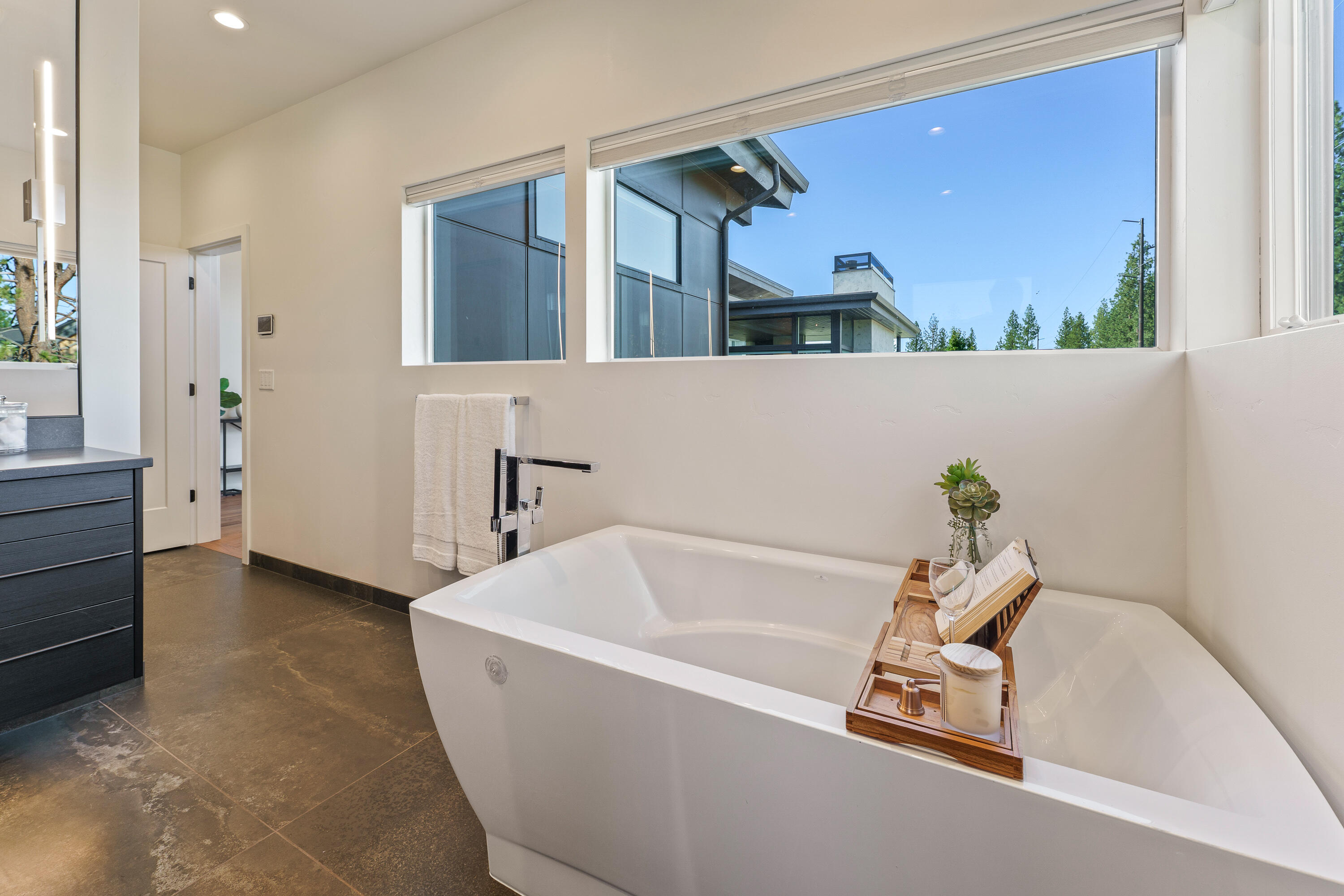 3101 NW Blodgett Way