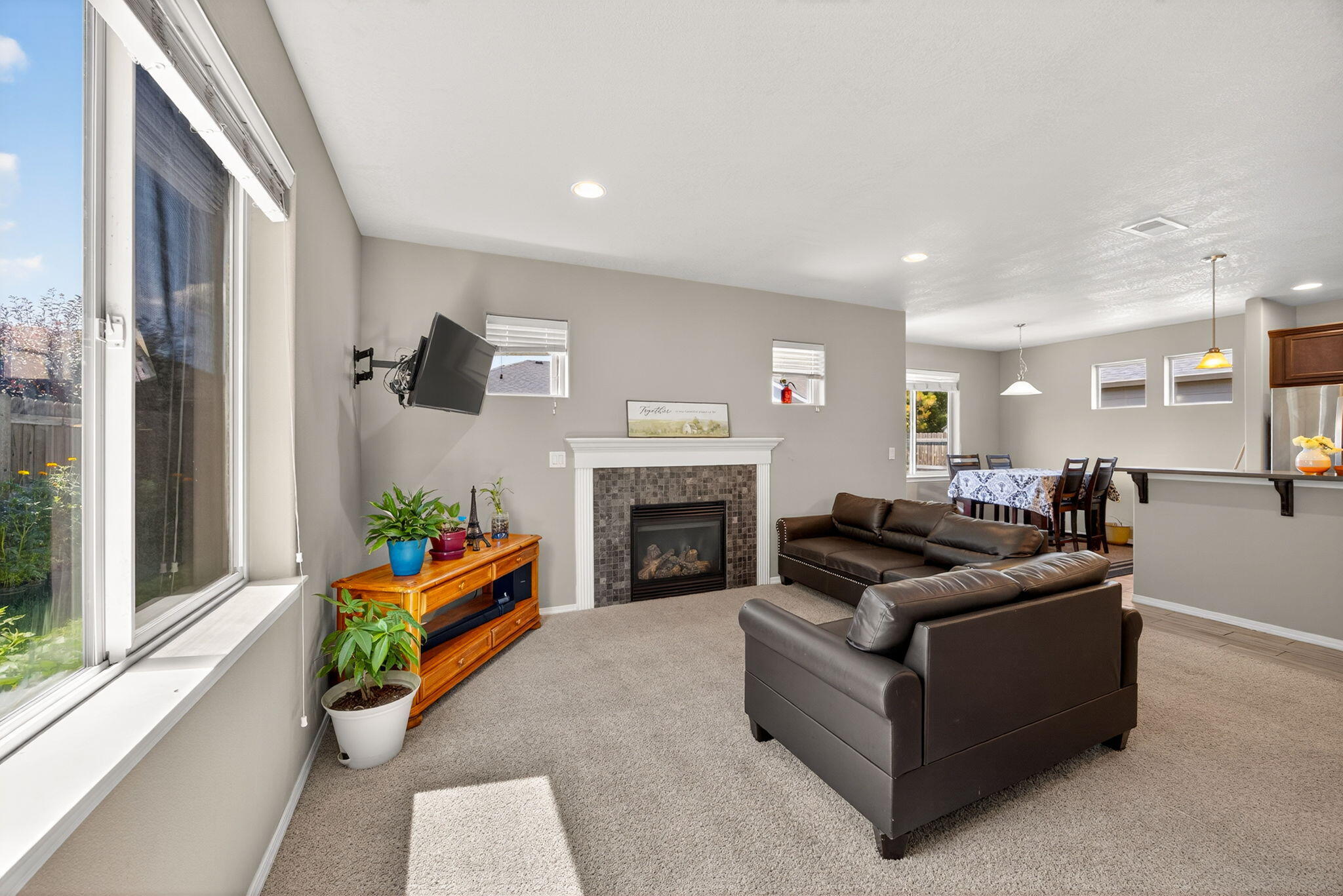 2283 Kingswood Drive