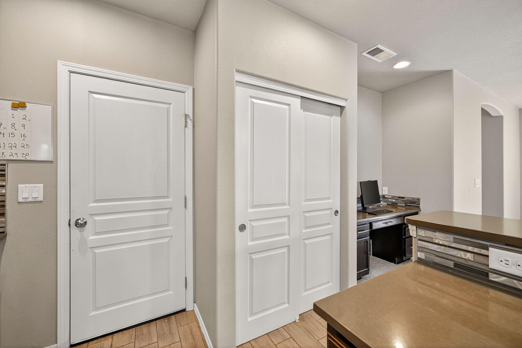 2283 Kingswood Drive