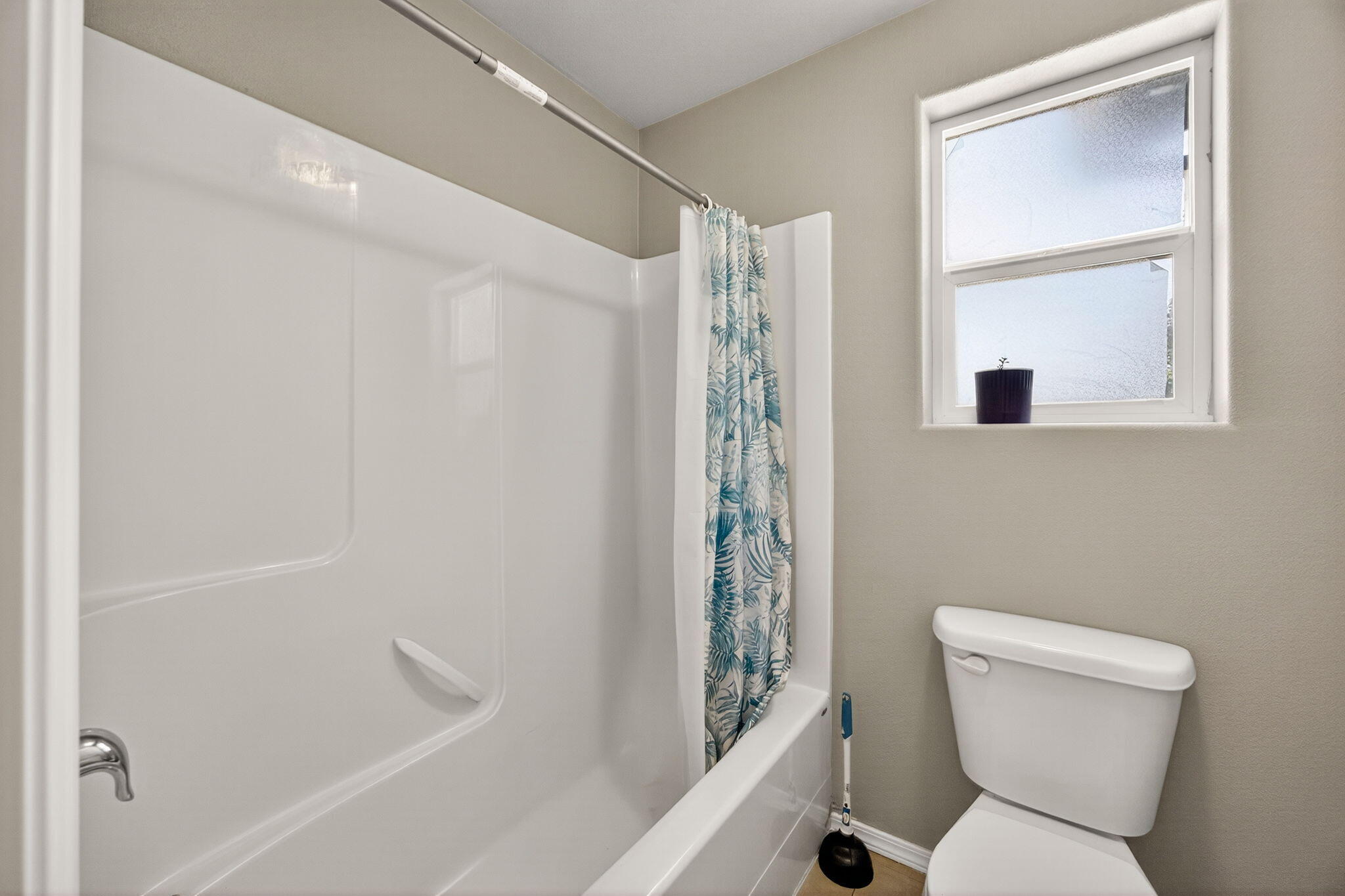 2283 Kingswood Drive