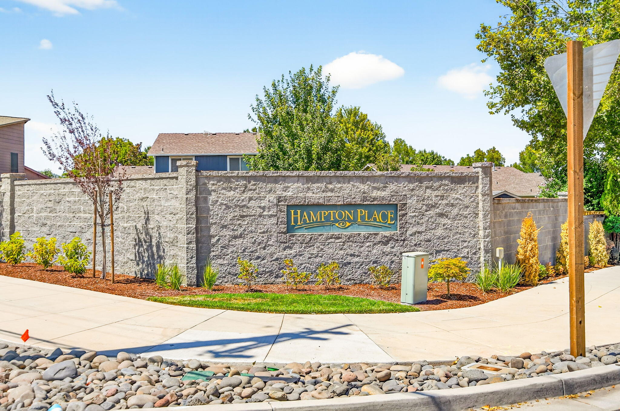 2283 Kingswood Drive