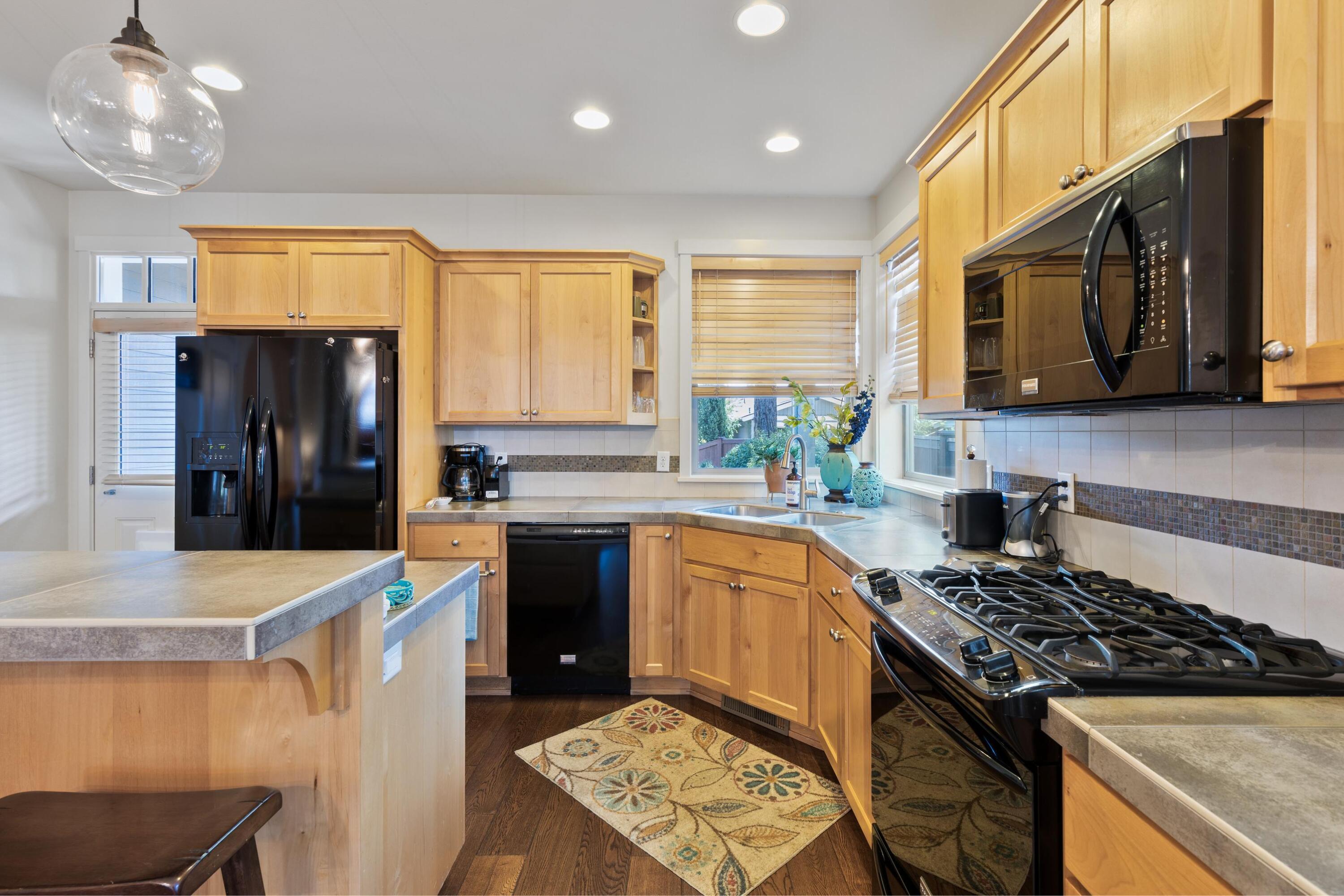 2153 NW Clearwater Drive