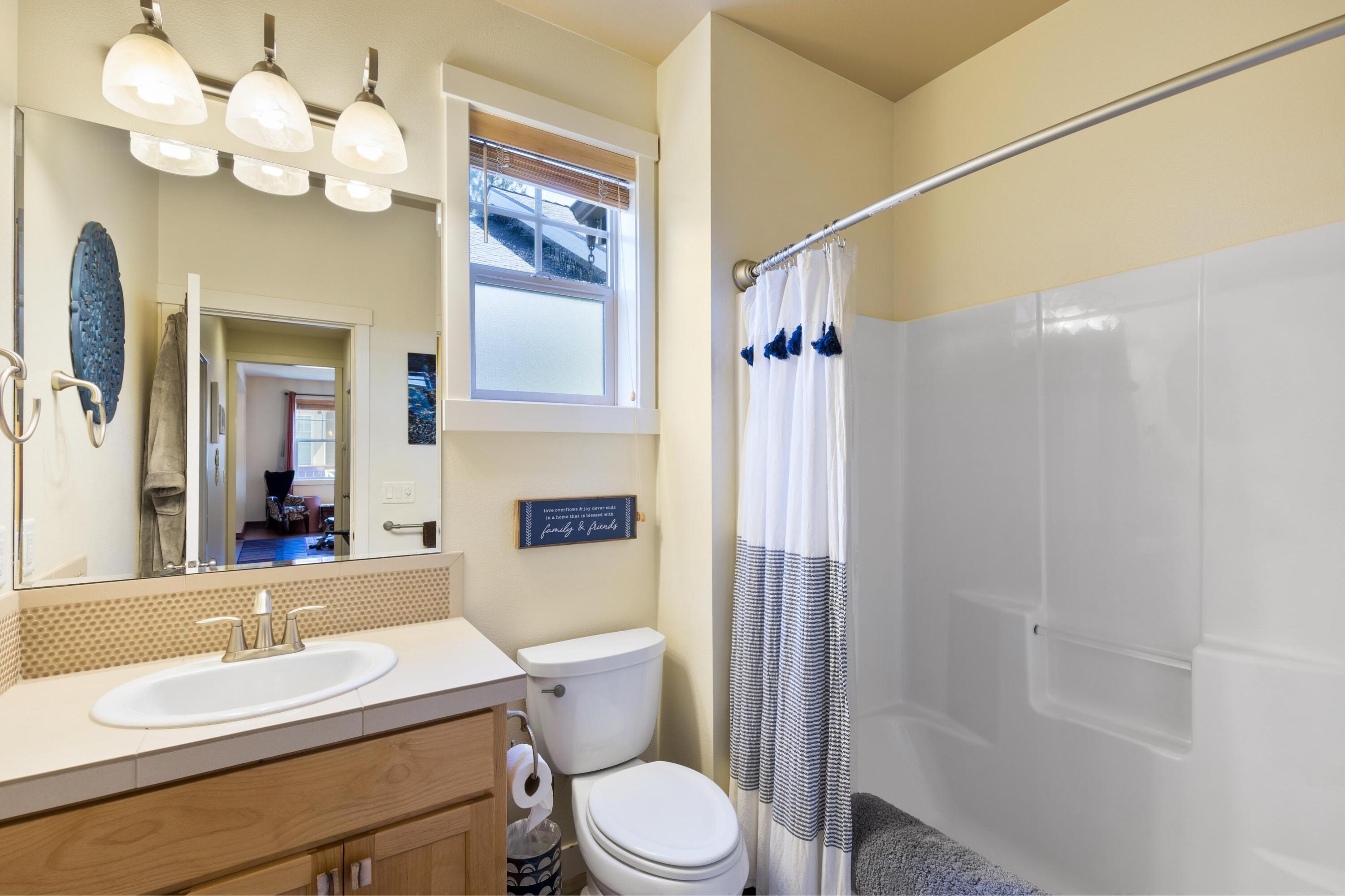 2153 NW Clearwater Drive