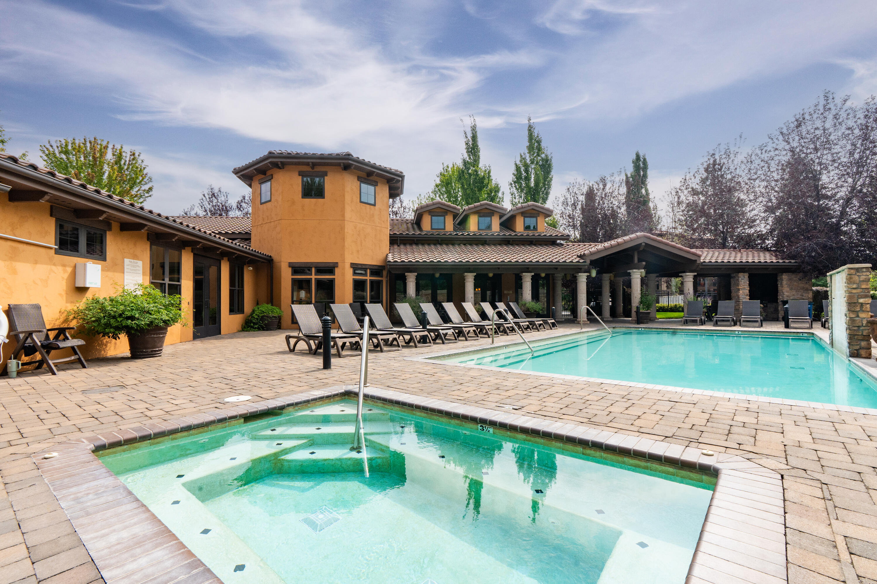 63169 NW Via Cambria