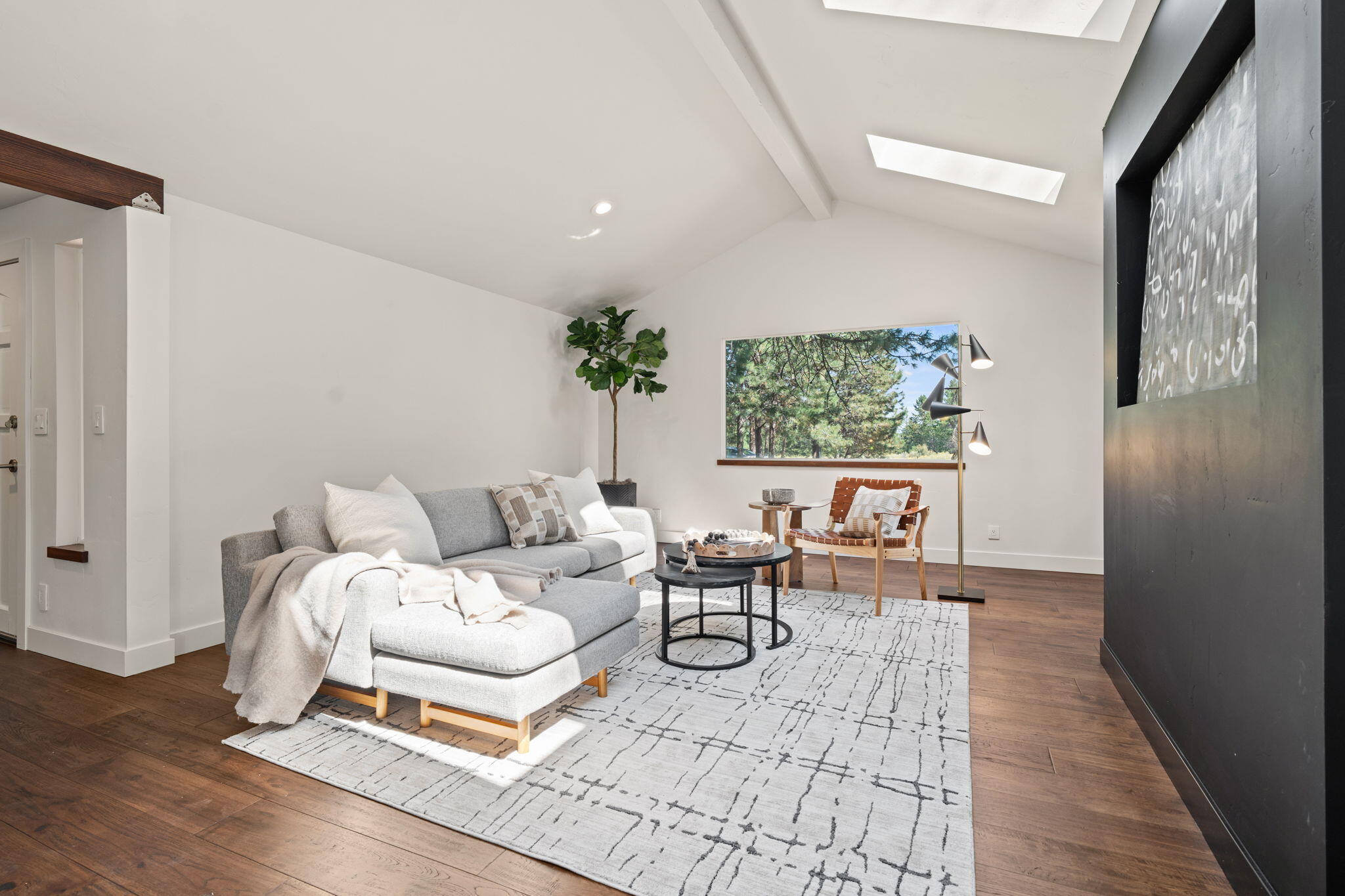 20409 Pine Vista Drive