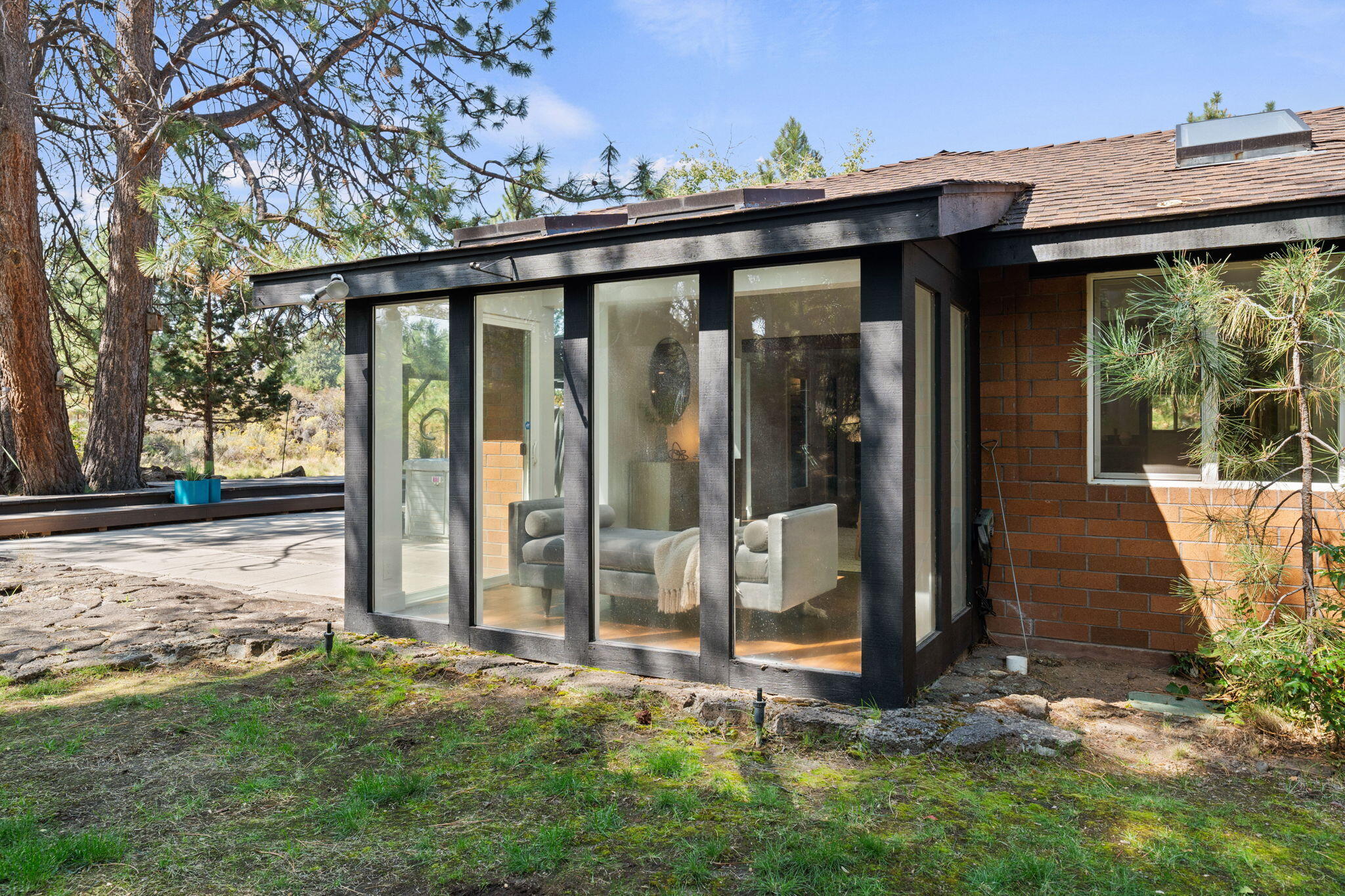 20409 Pine Vista Drive