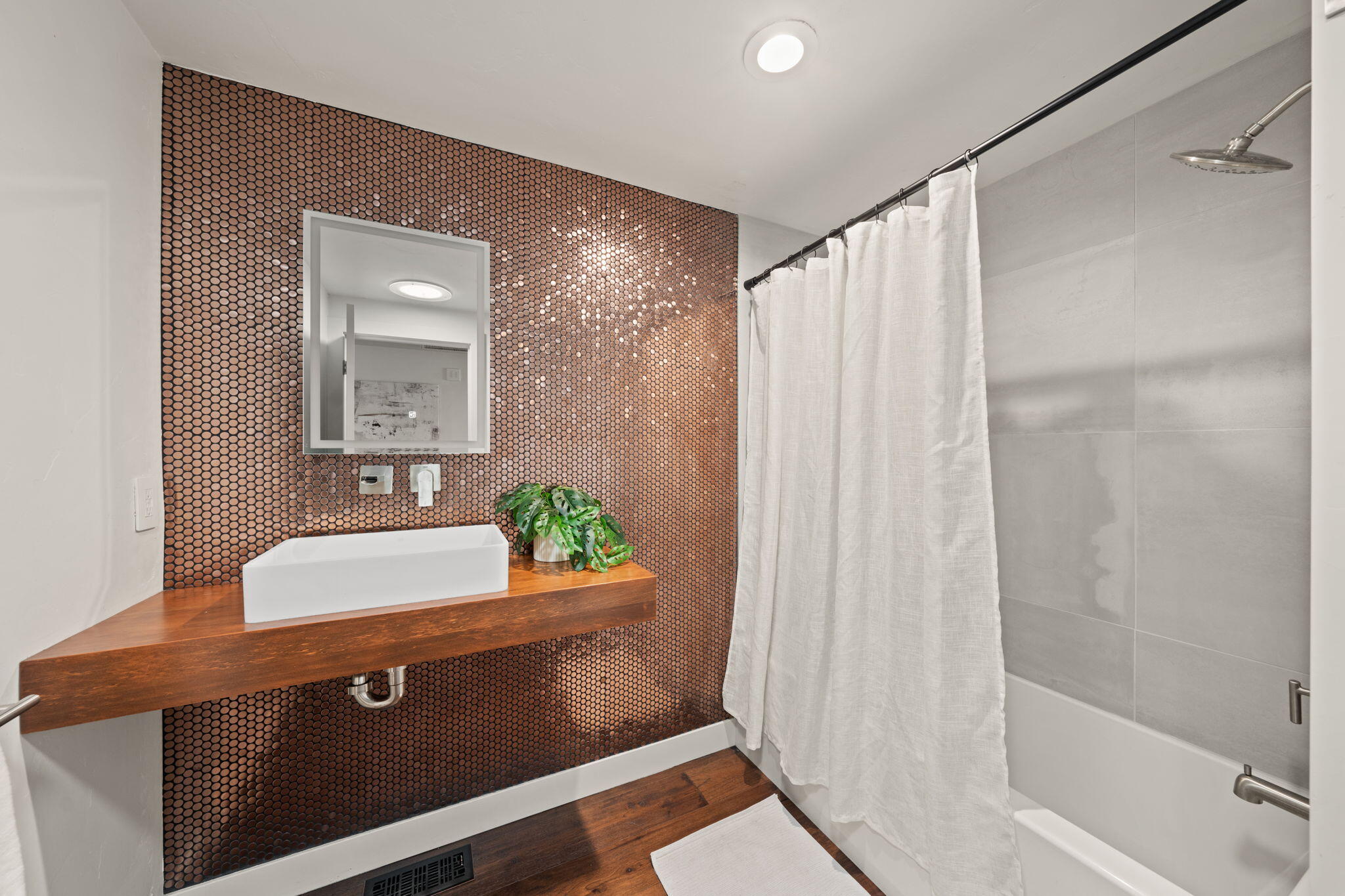 20409 Pine Vista Drive