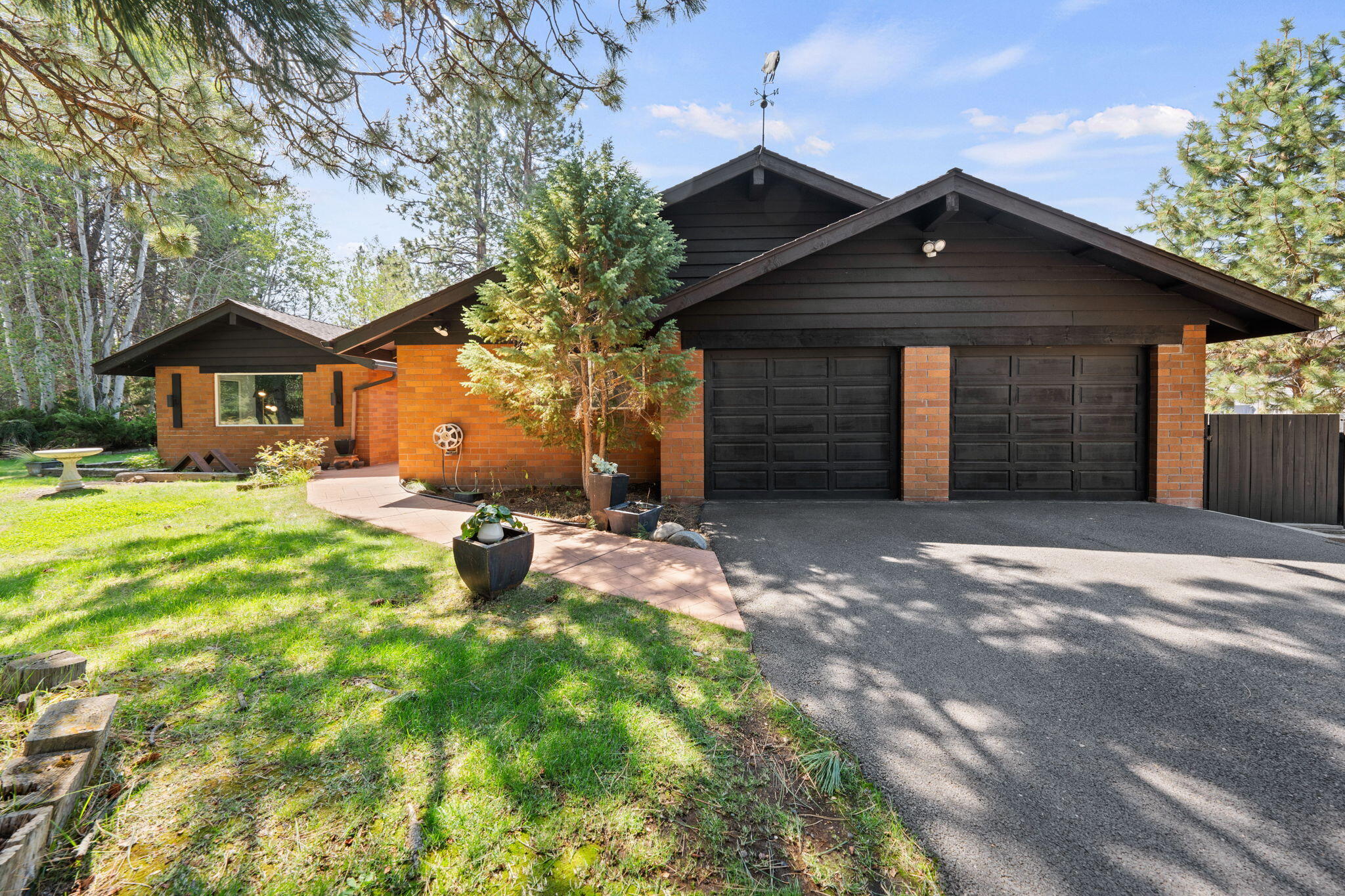 20409 Pine Vista Drive