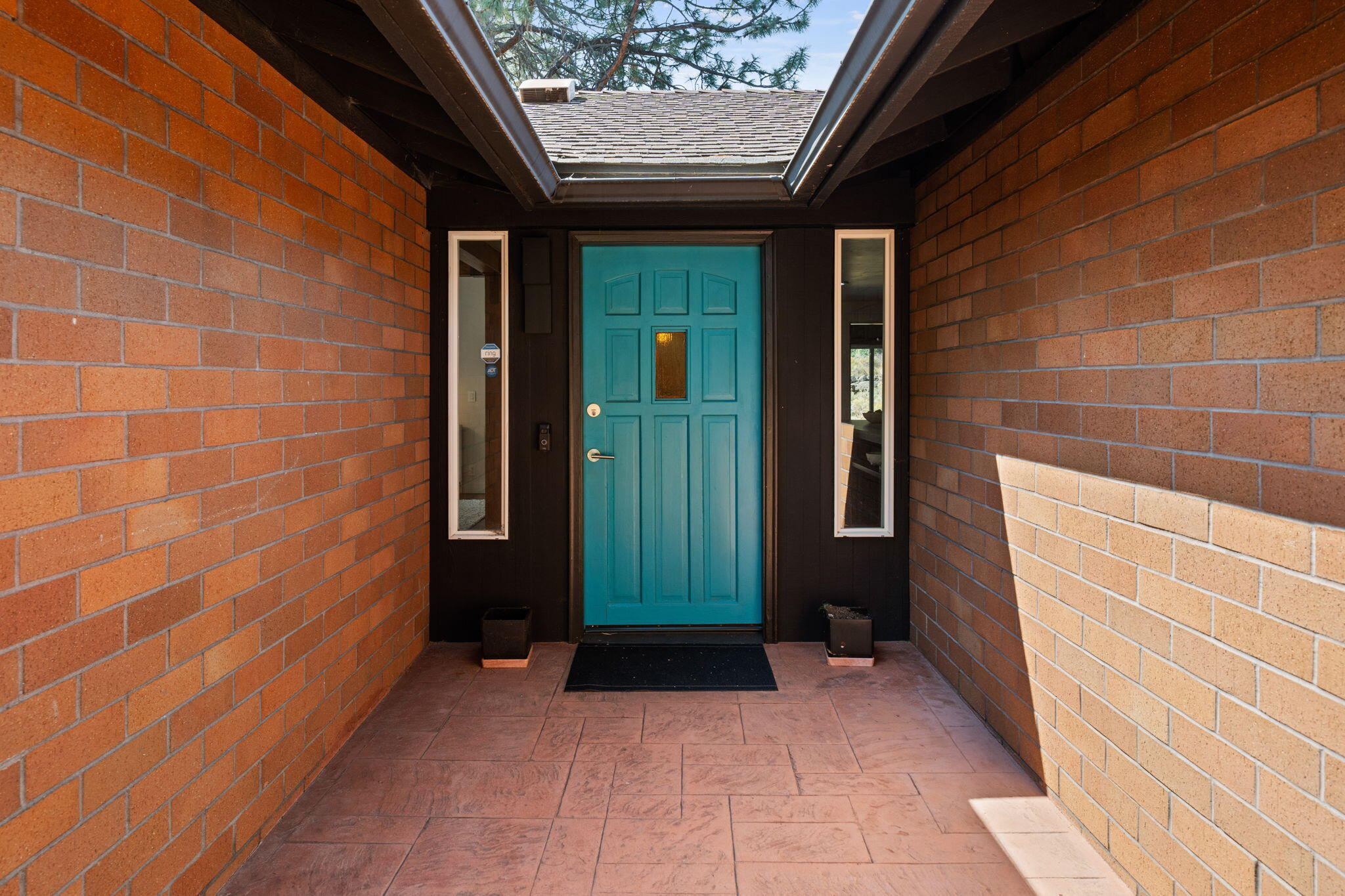 20409 Pine Vista Drive