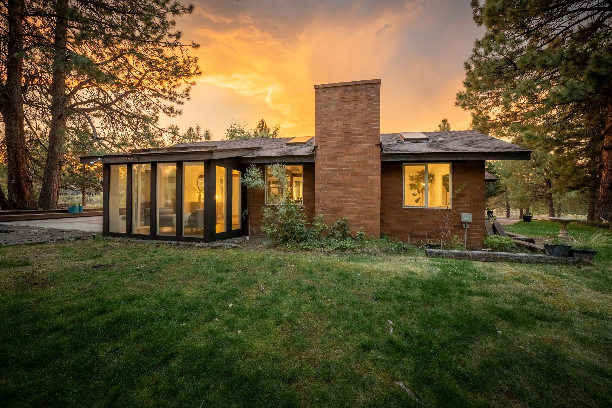 20409 Pine Vista Drive