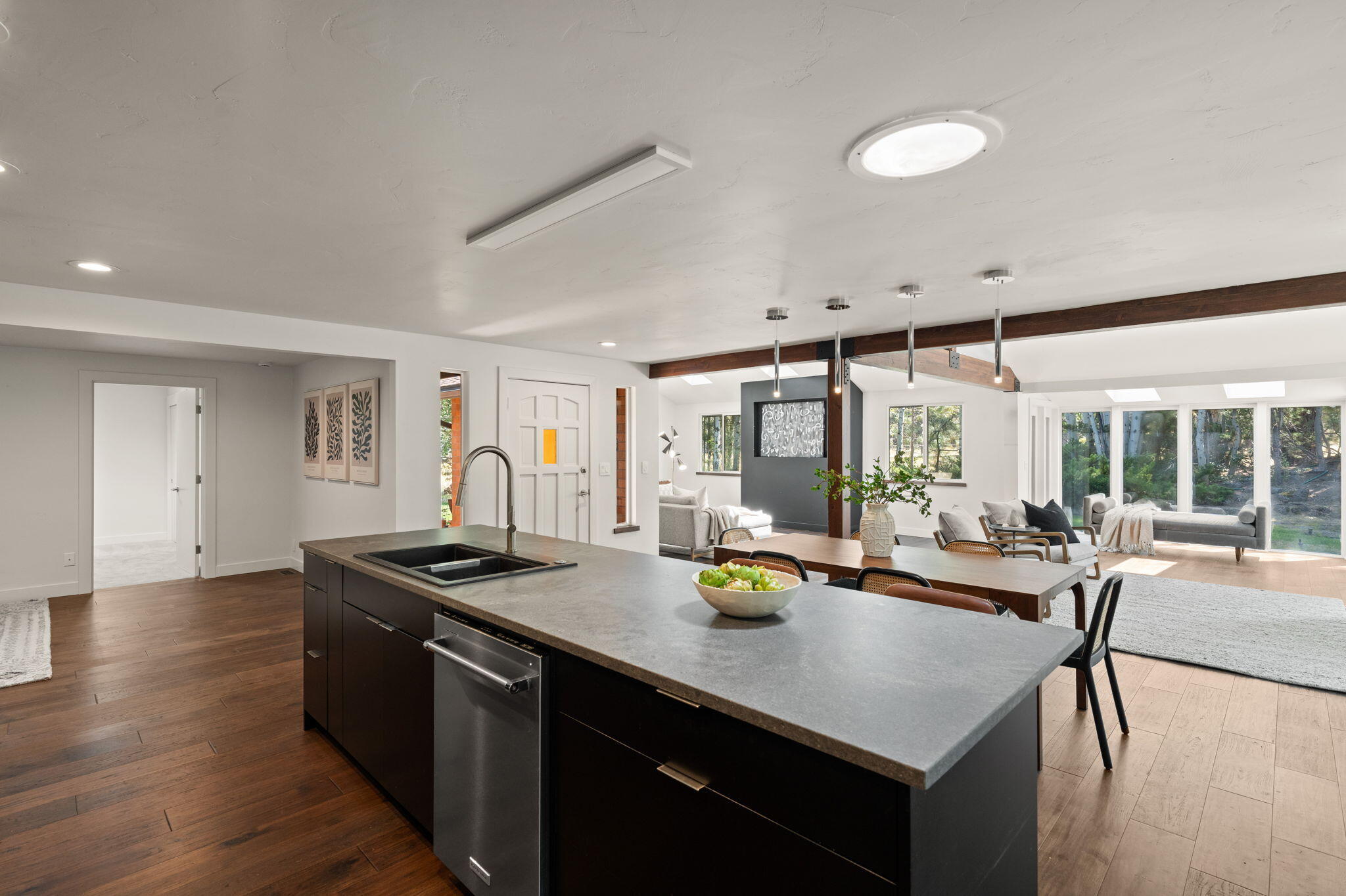 20409 Pine Vista Drive