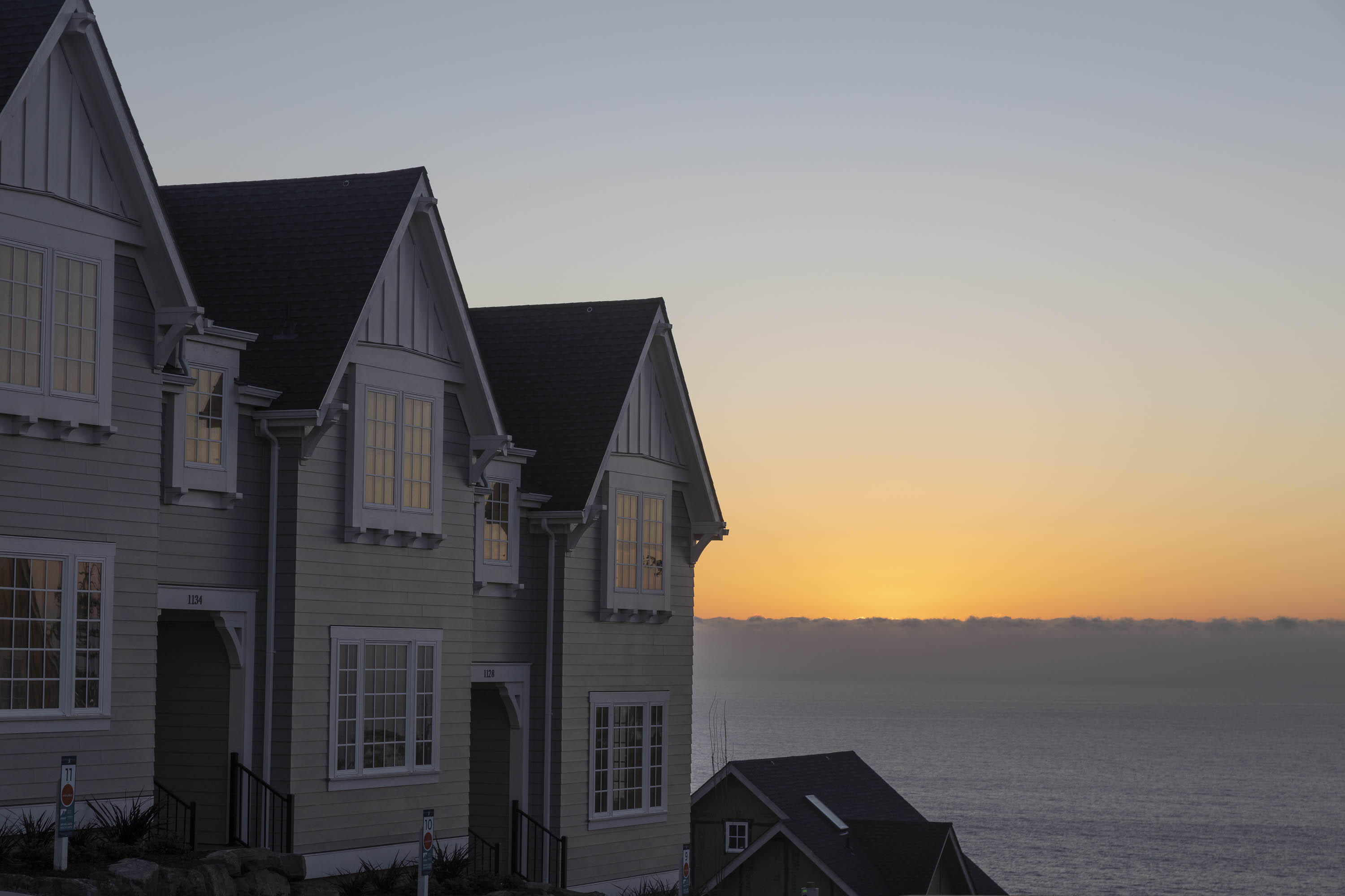 1128 NE Seascape Avenue, 9