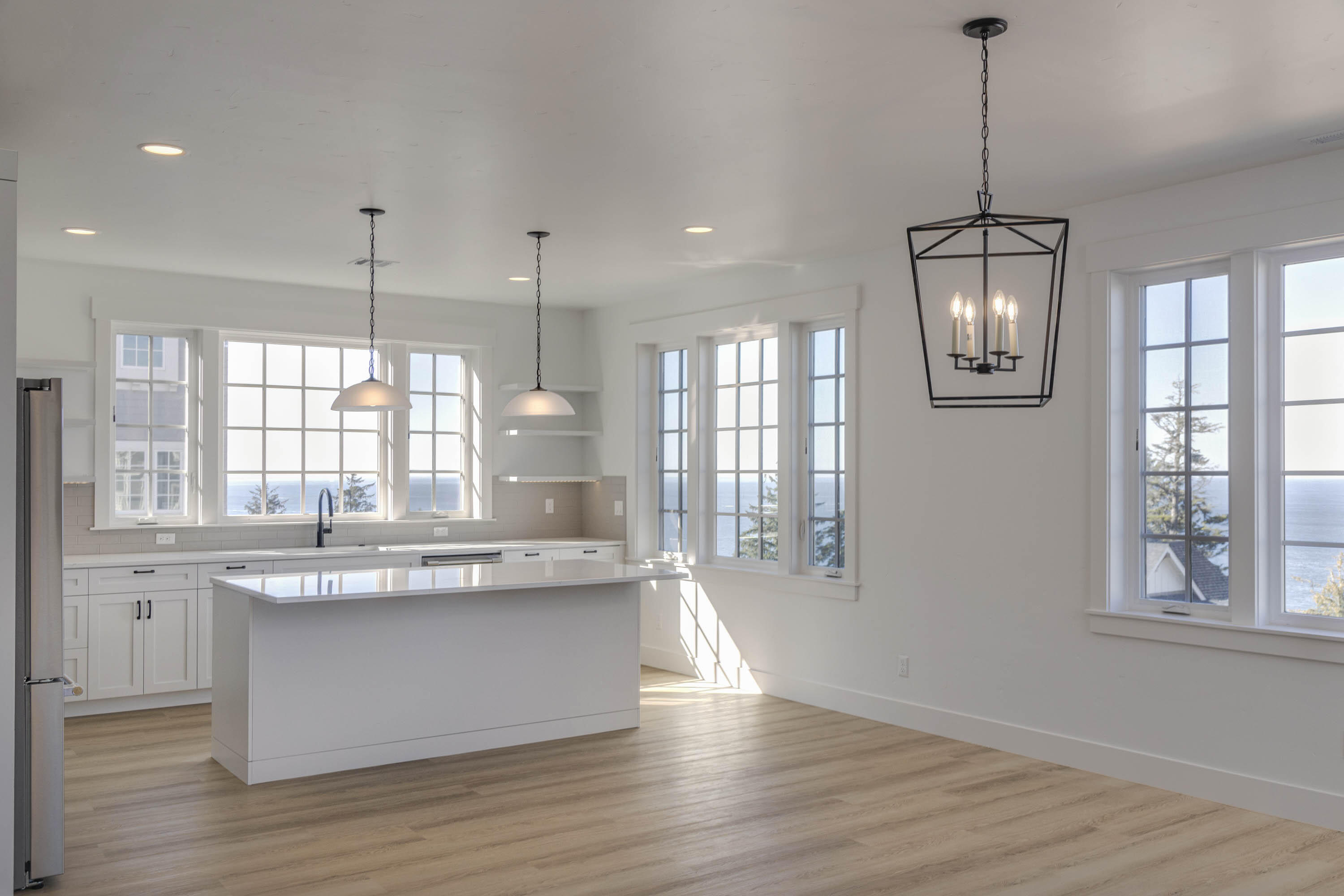 1128 NE Seascape Avenue, 9