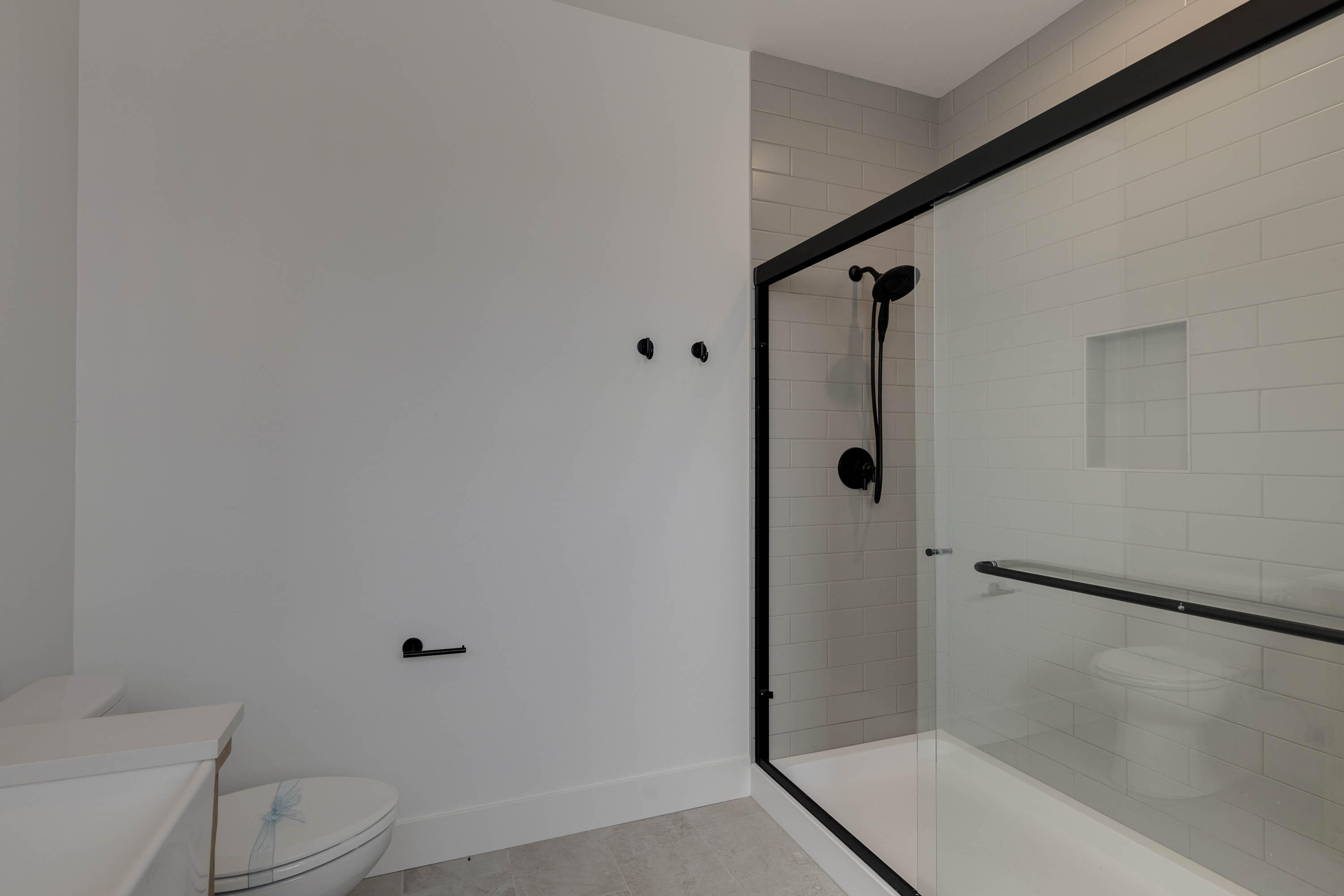 1128 NE Seascape Avenue, 9