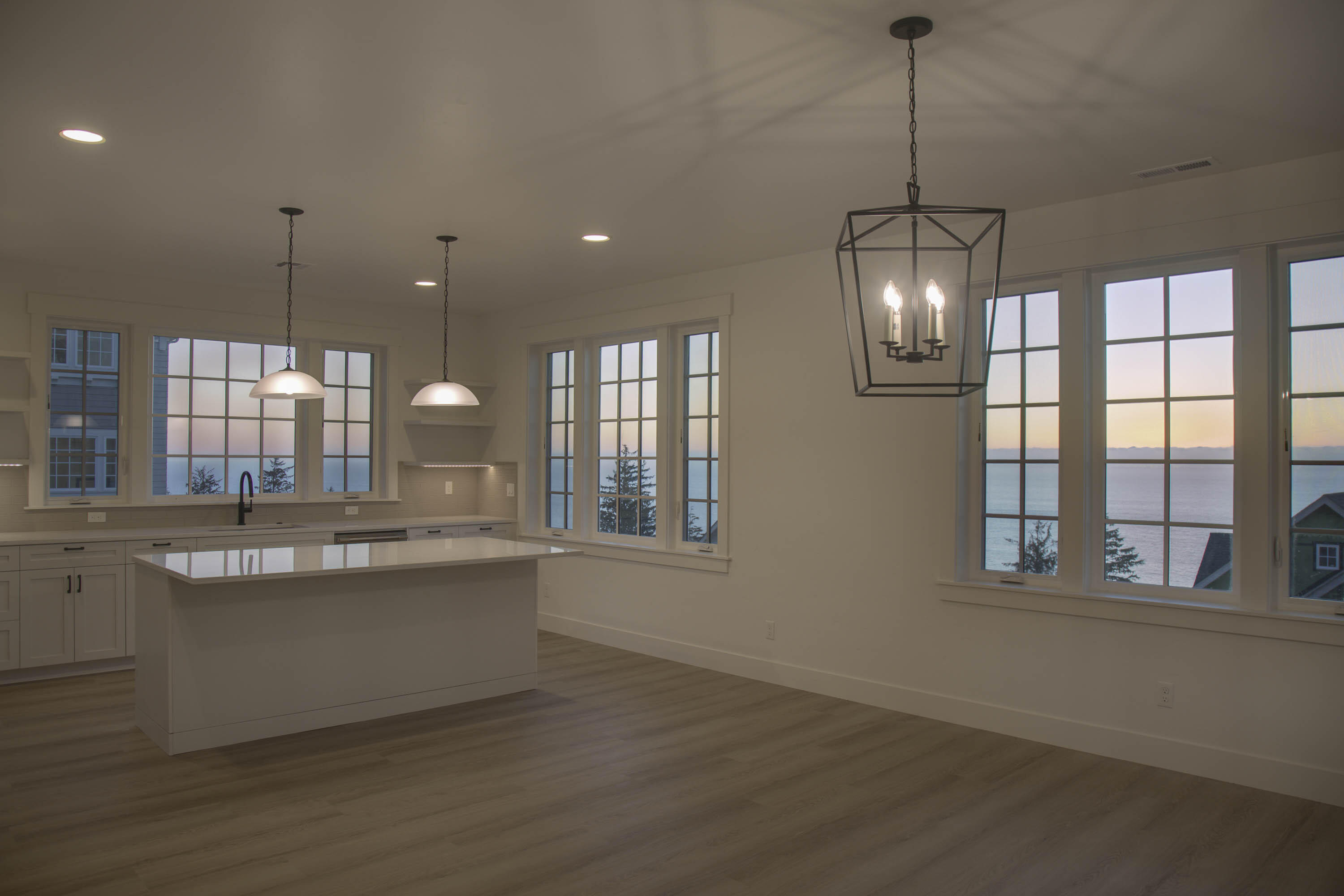 1128 NE Seascape Avenue, 9