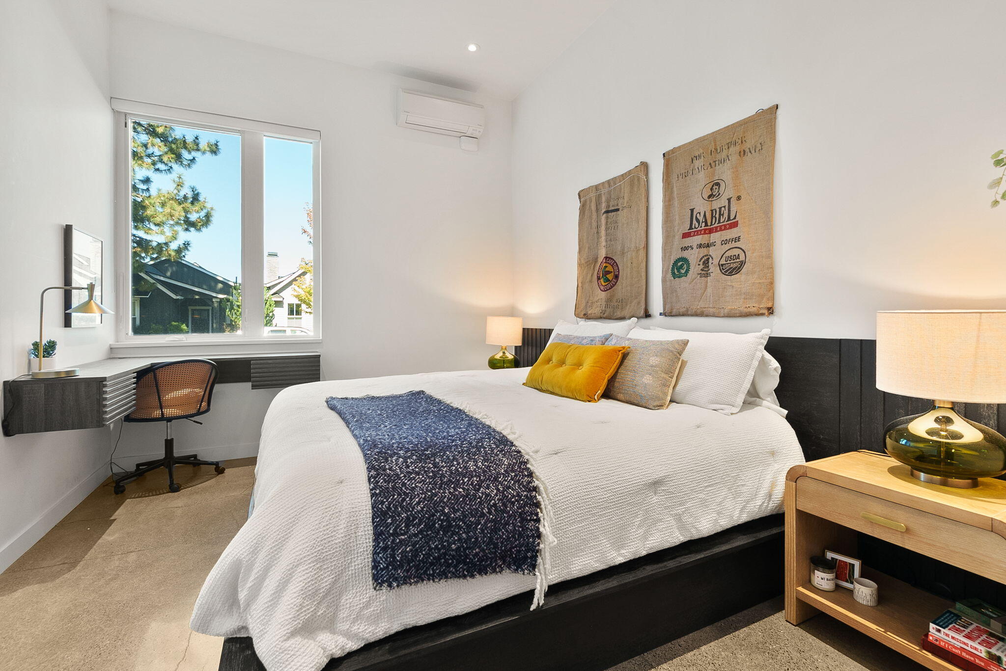 2745 NW Ordway Avenue, 104