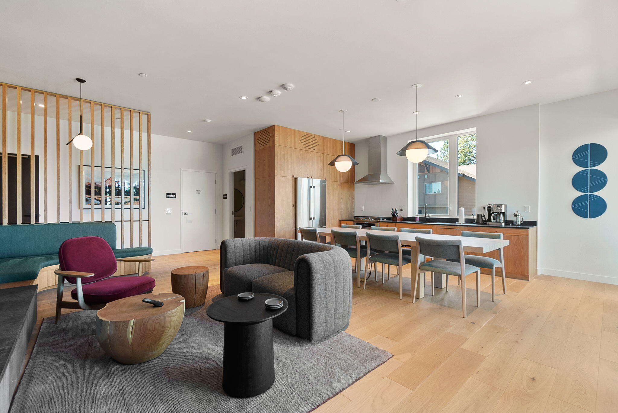 2745 NW Ordway Avenue, 104