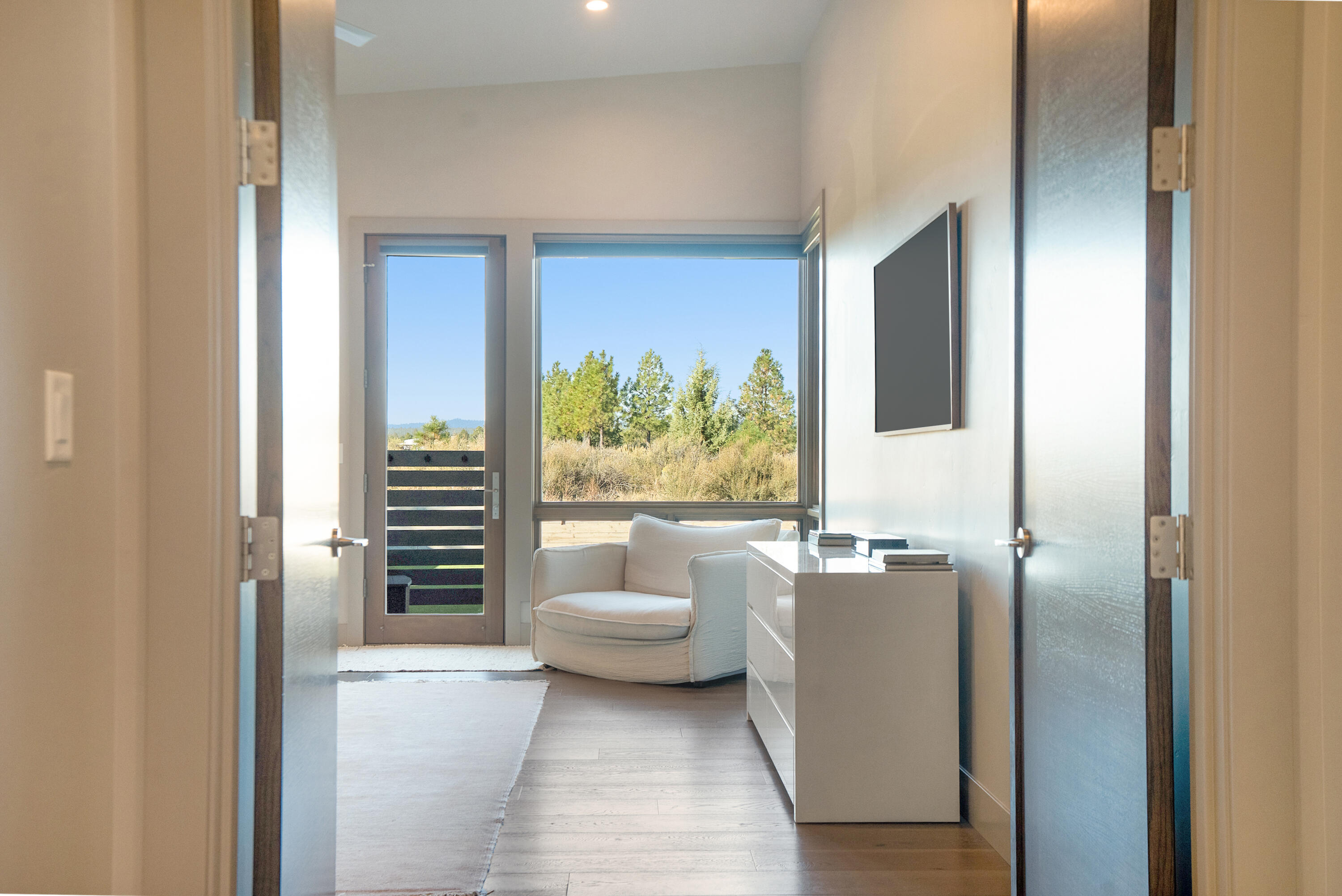 61785 Hosmer Lake Drive