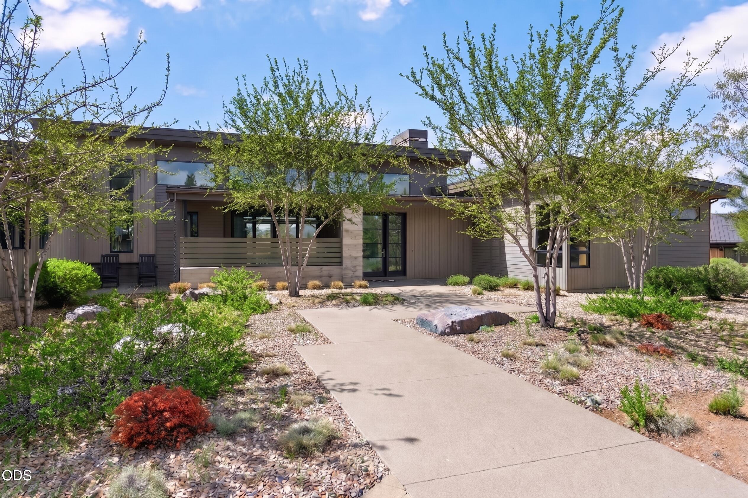 61785 Hosmer Lake Drive