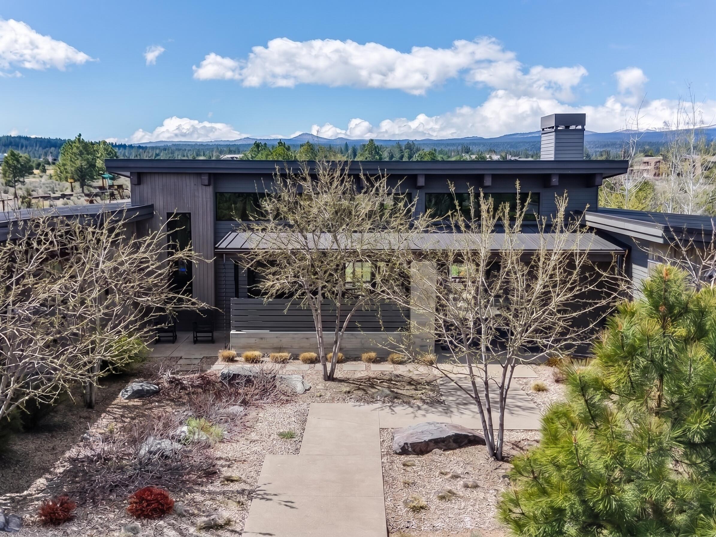 61785 Hosmer Lake Drive