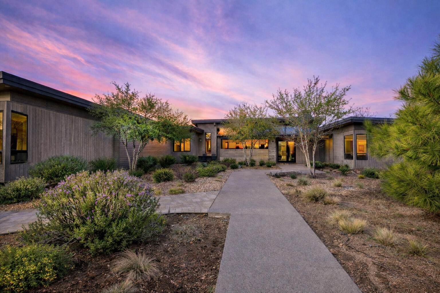 61785 Hosmer Lake Drive